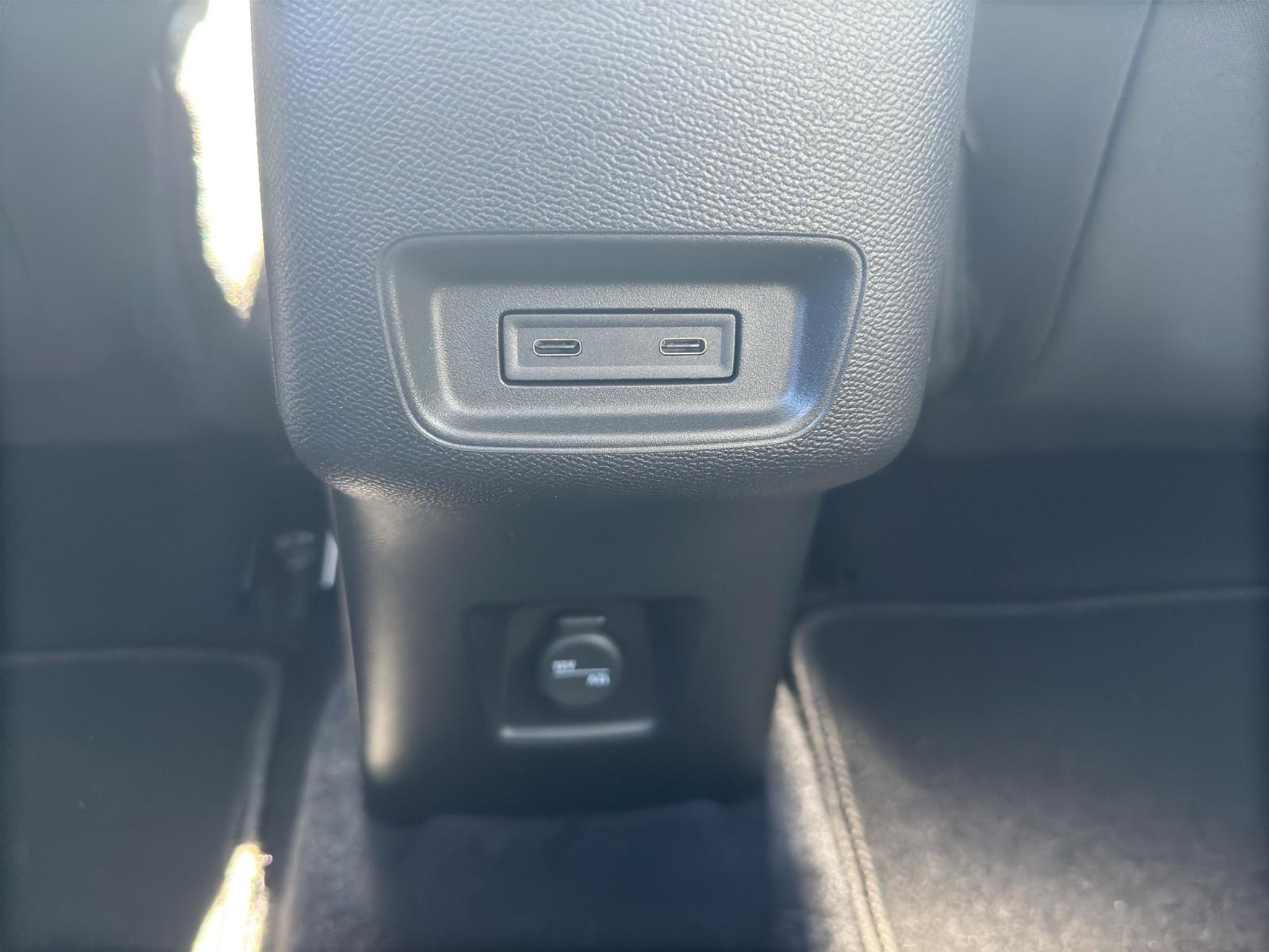 listing desktop thumbnail image 16