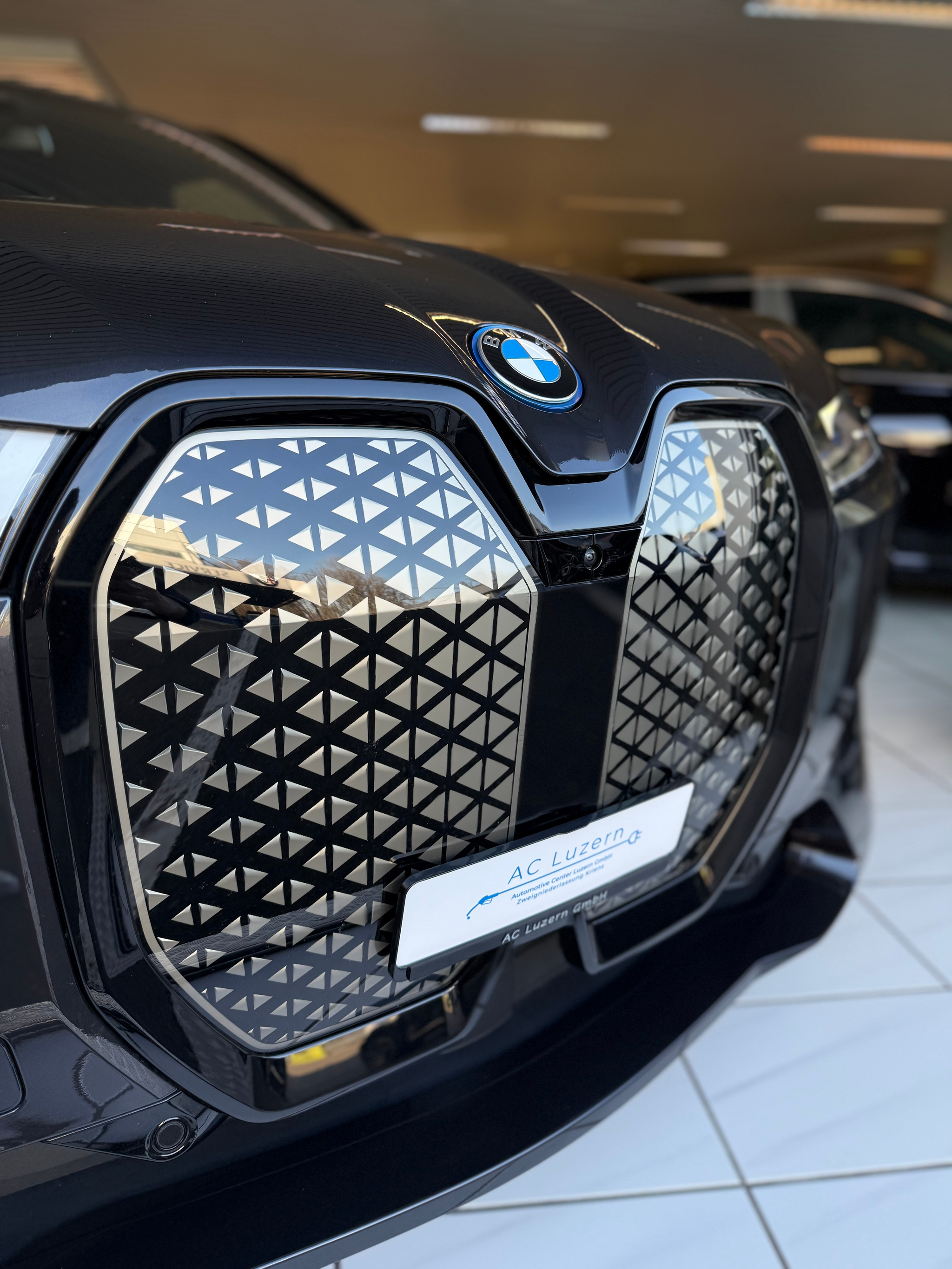 listing desktop thumbnail image 13