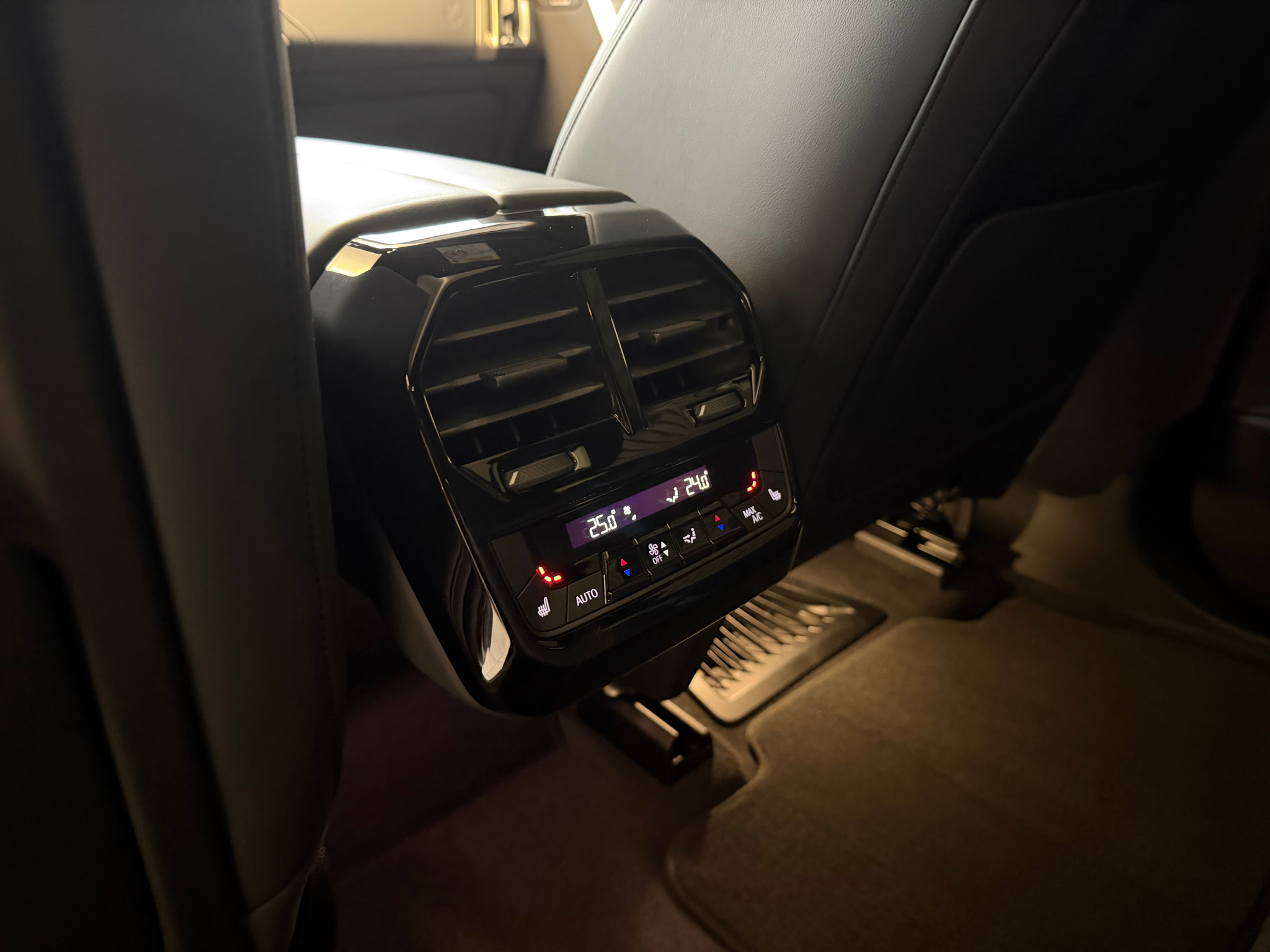 listing desktop thumbnail image 20