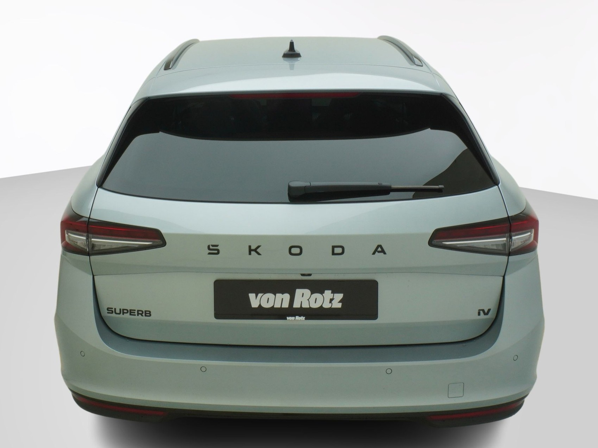 listing desktop thumbnail image 2