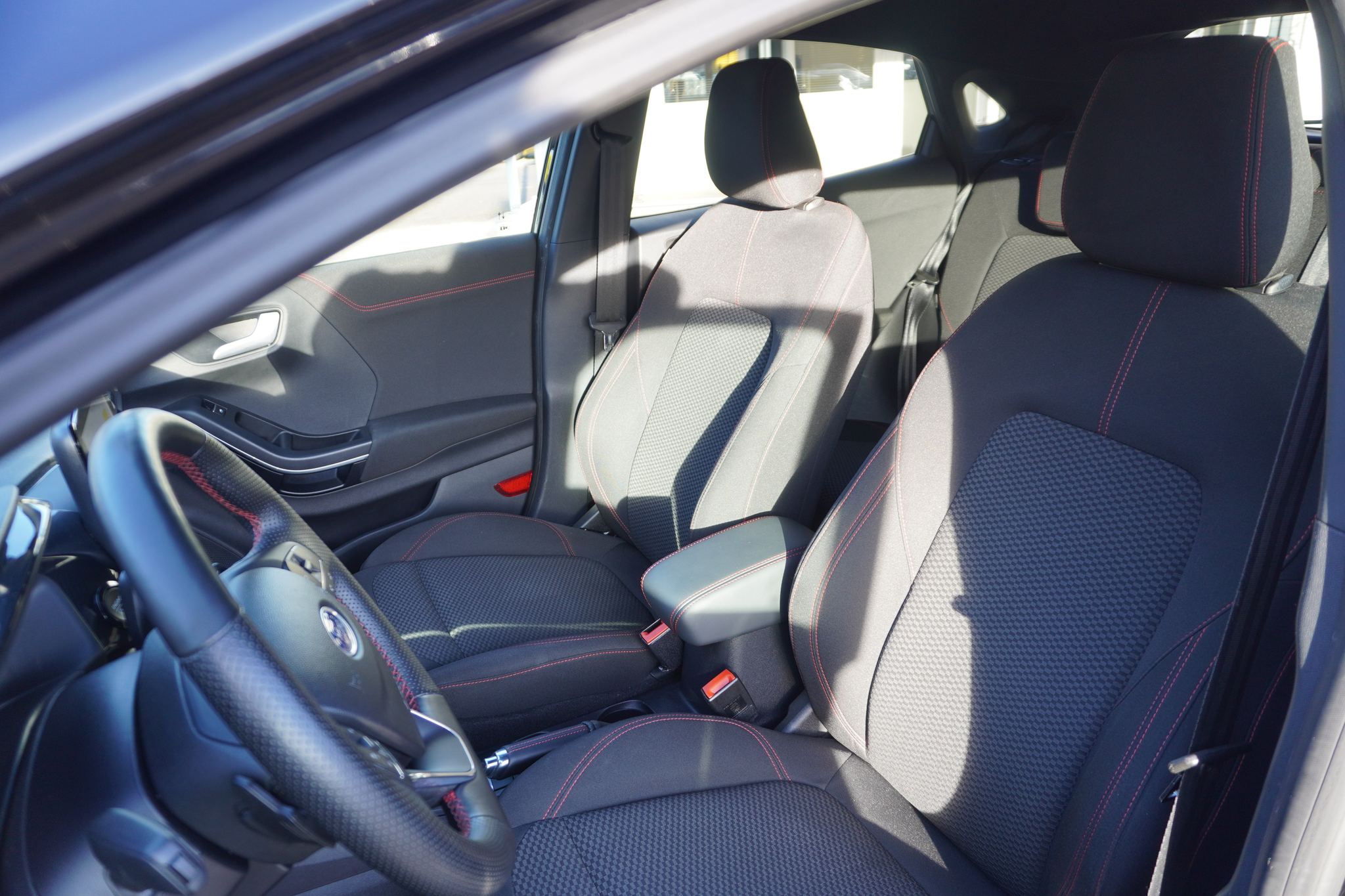 listing desktop thumbnail image 10