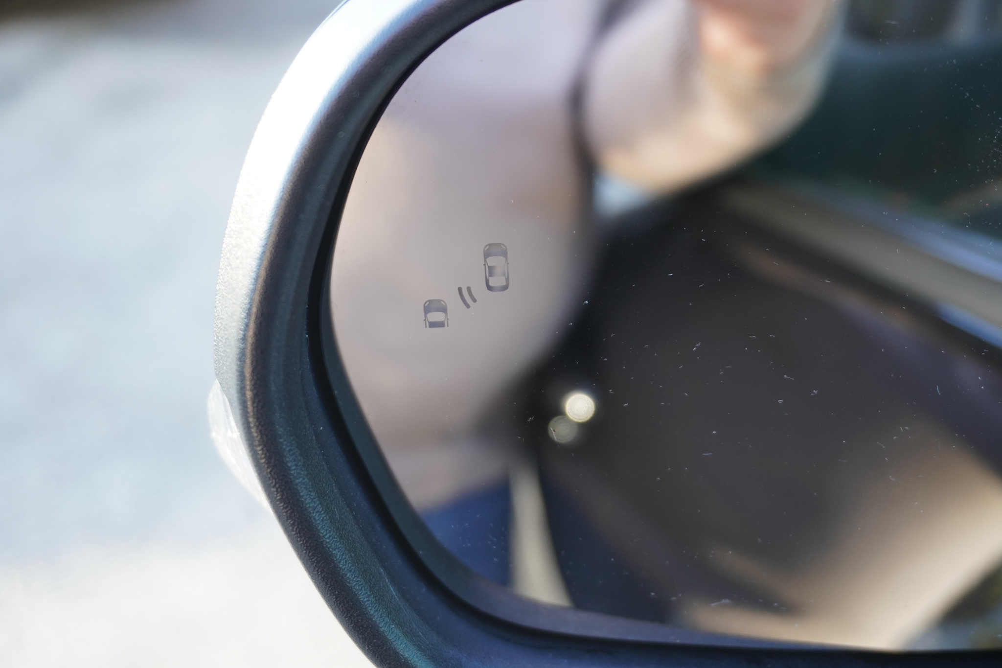 listing desktop thumbnail image 24