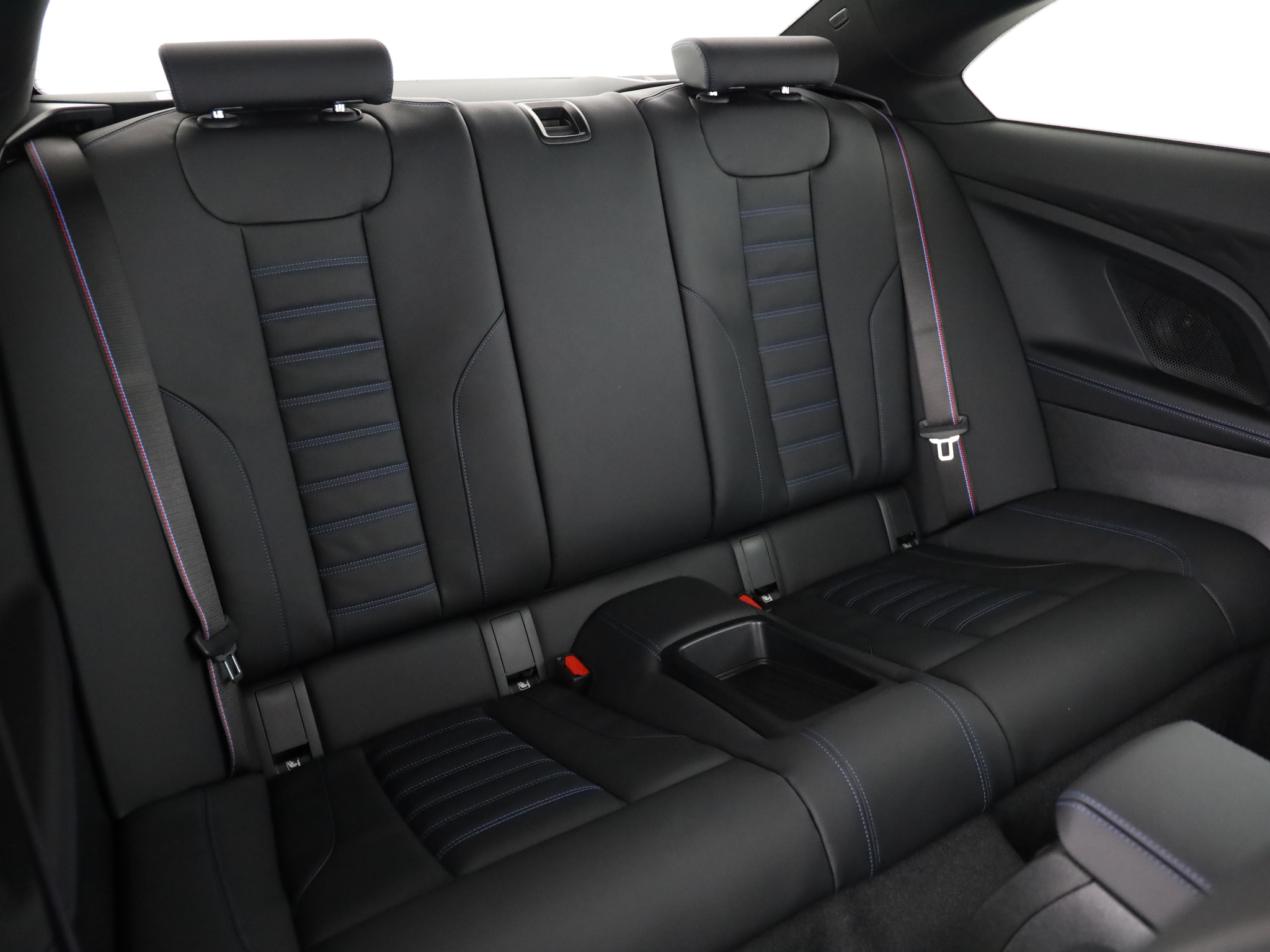 listing desktop thumbnail image 17