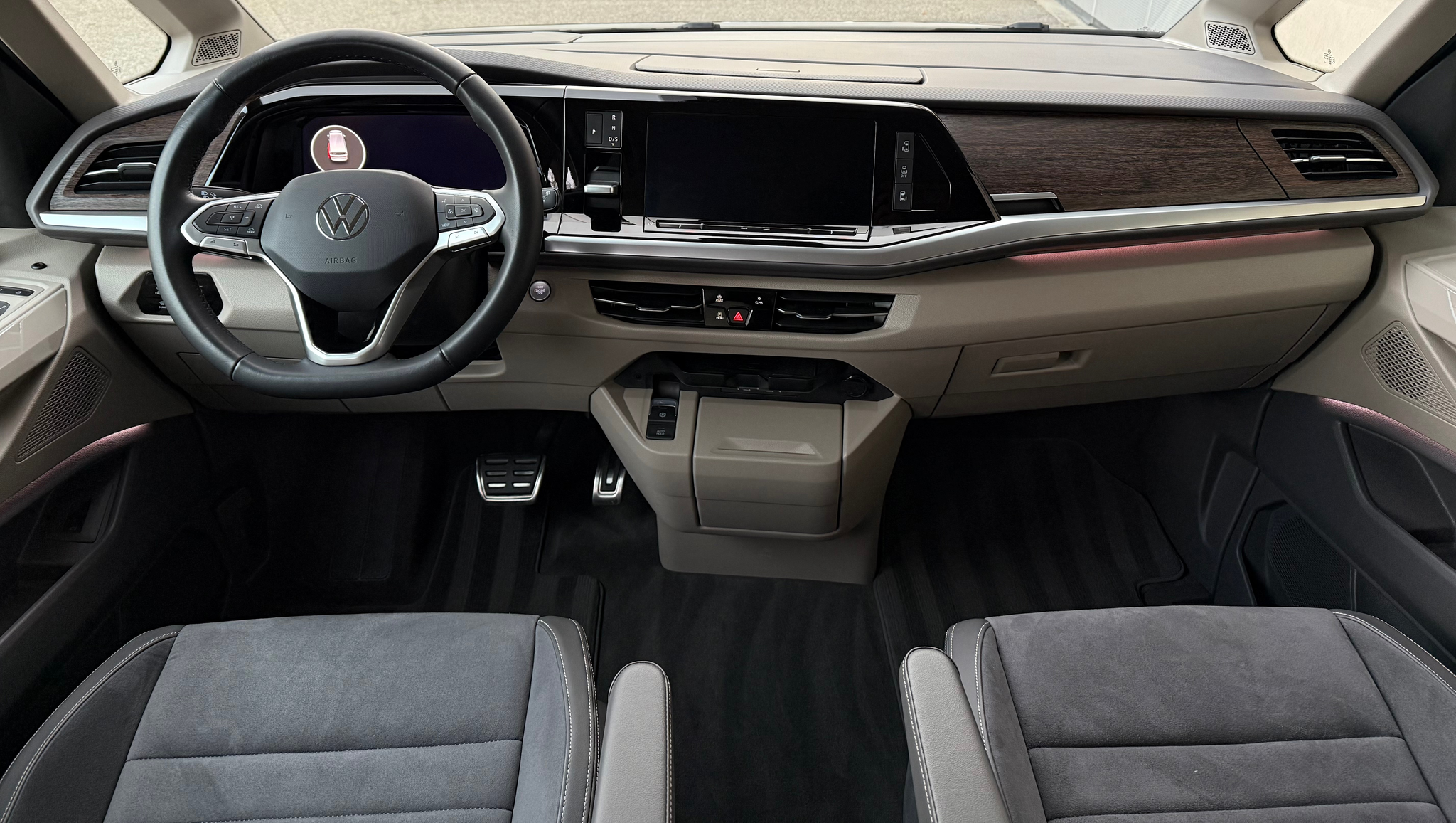 listing desktop thumbnail image 10