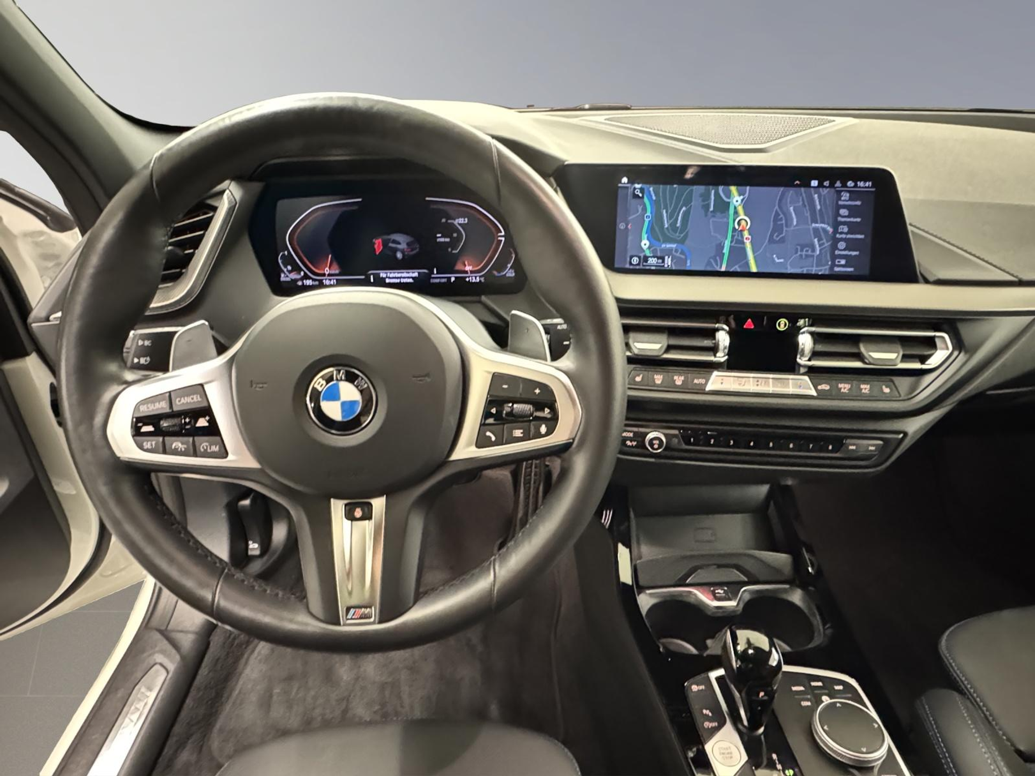 listing desktop thumbnail image 15