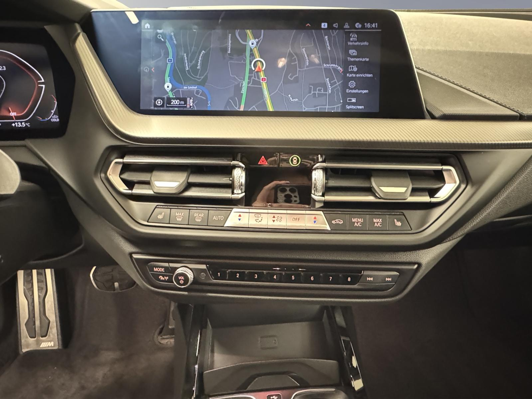 listing desktop thumbnail image 16