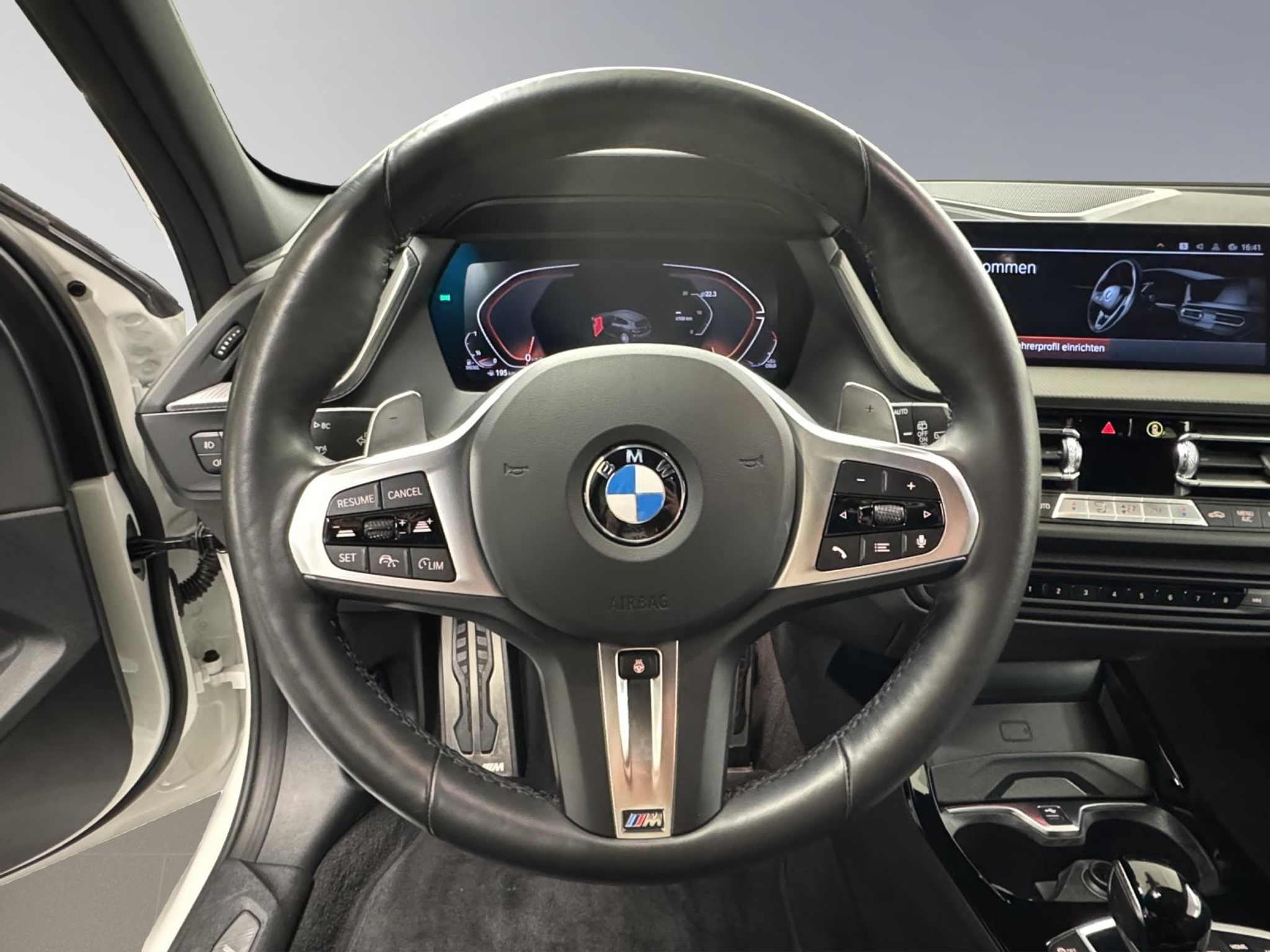 listing desktop thumbnail image 13