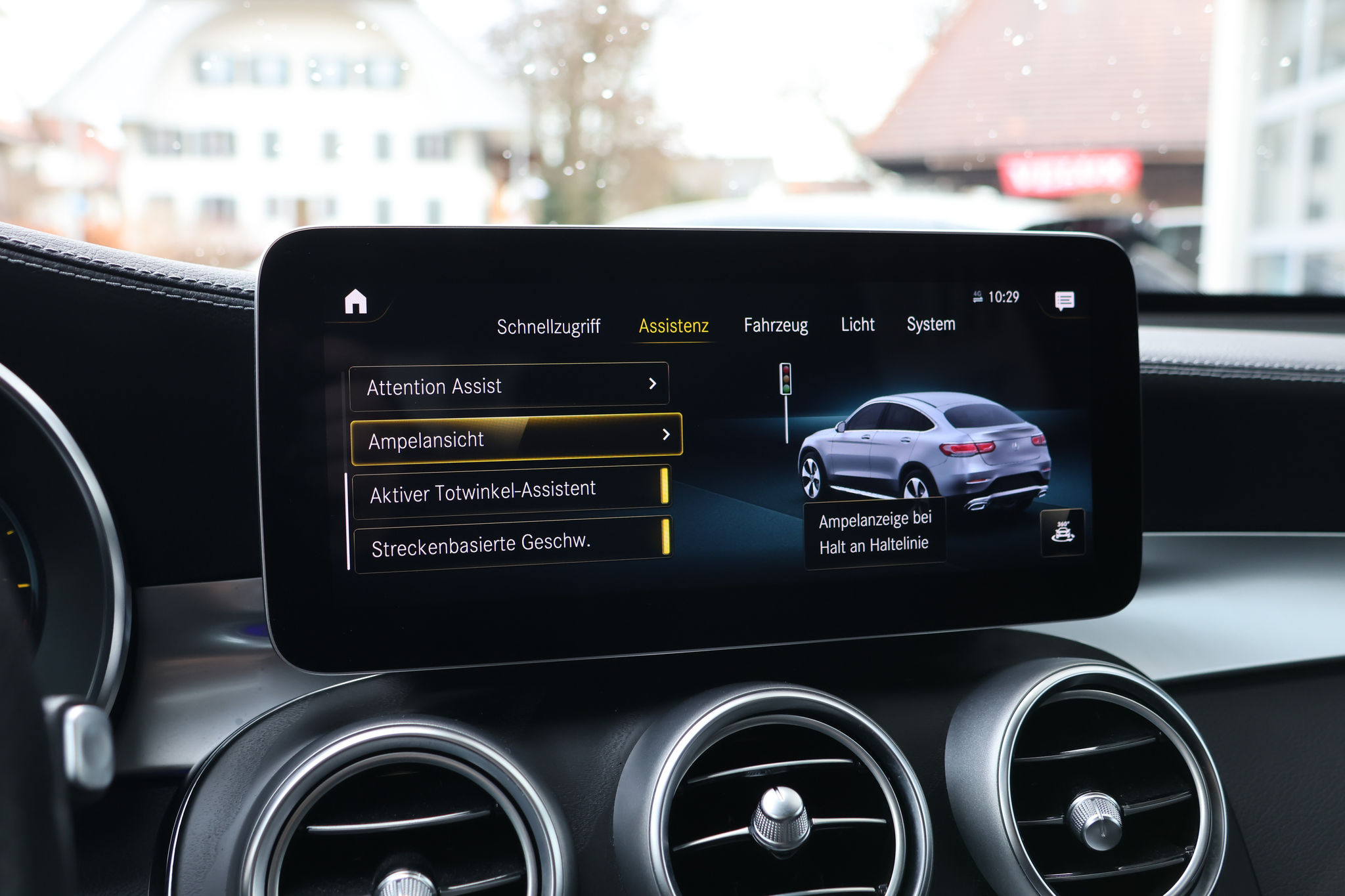listing desktop thumbnail image 25