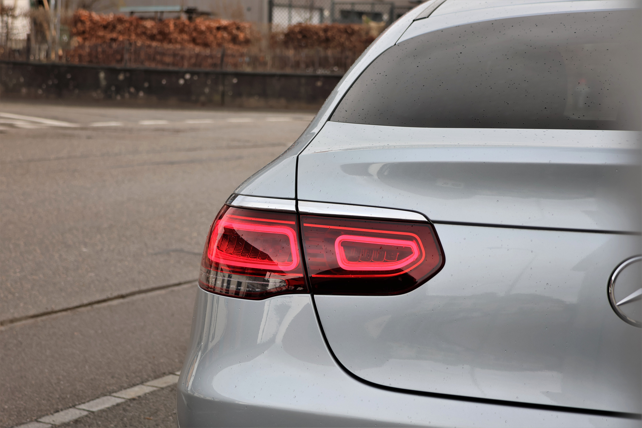 listing desktop thumbnail image 4