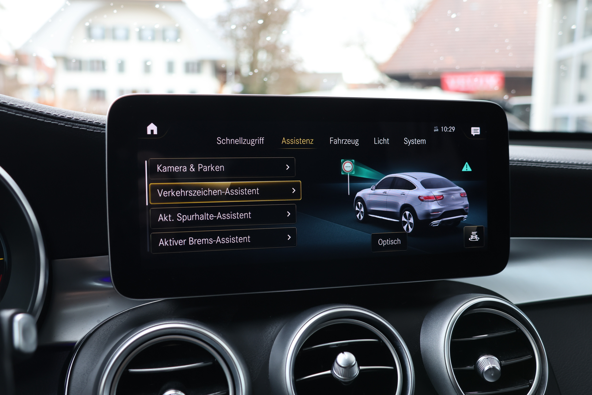 listing desktop thumbnail image 24