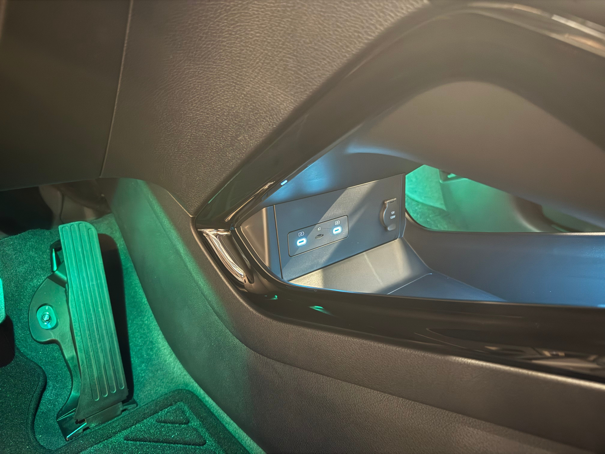 listing desktop thumbnail image 27