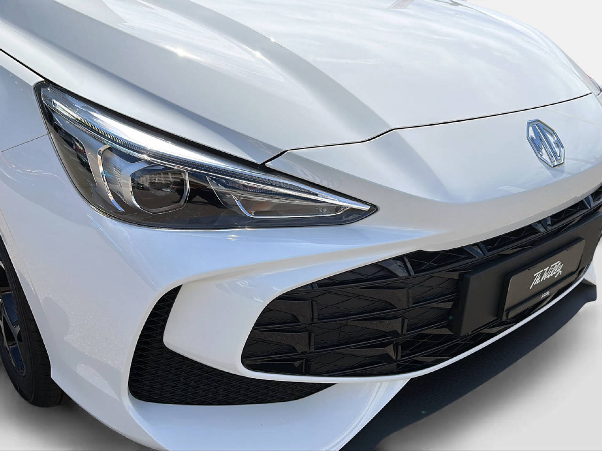 listing desktop thumbnail image 14