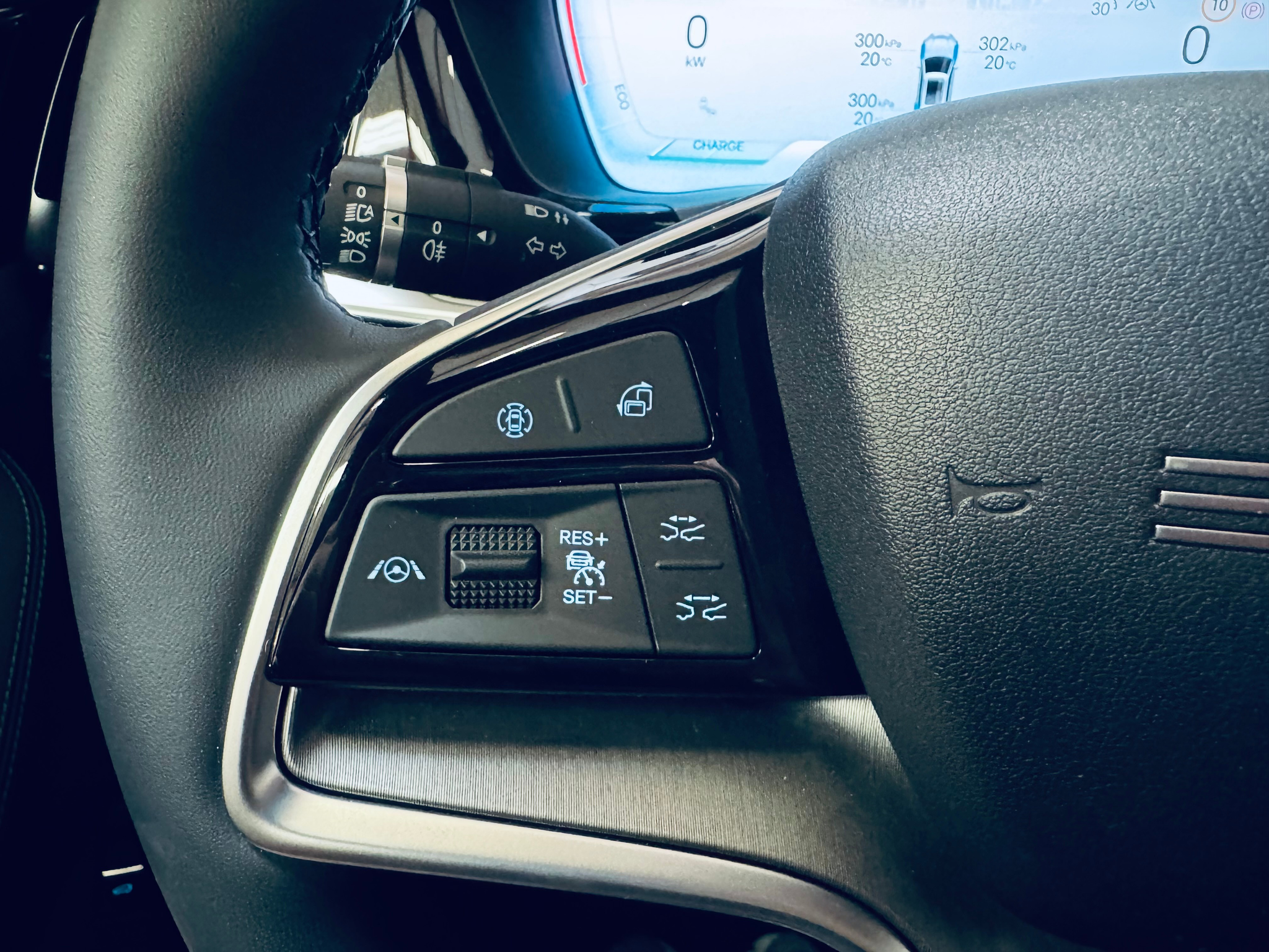 listing desktop thumbnail image 26