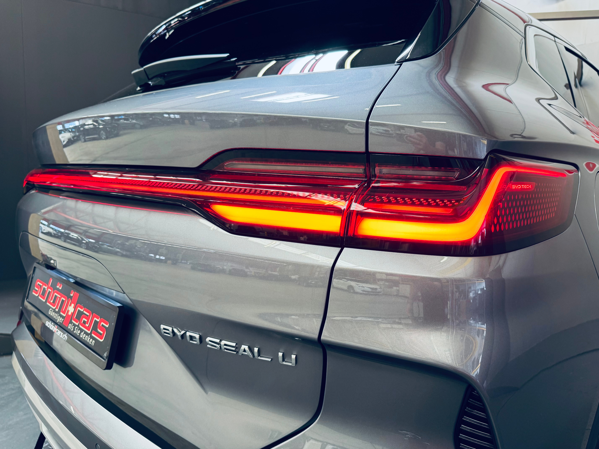 listing desktop thumbnail image 9