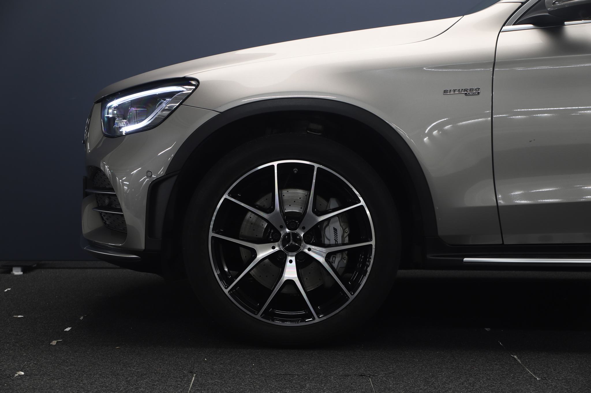 listing desktop thumbnail image 4