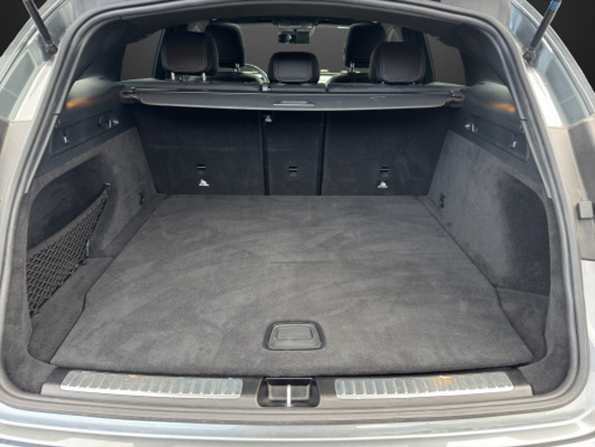 listing desktop thumbnail image 12