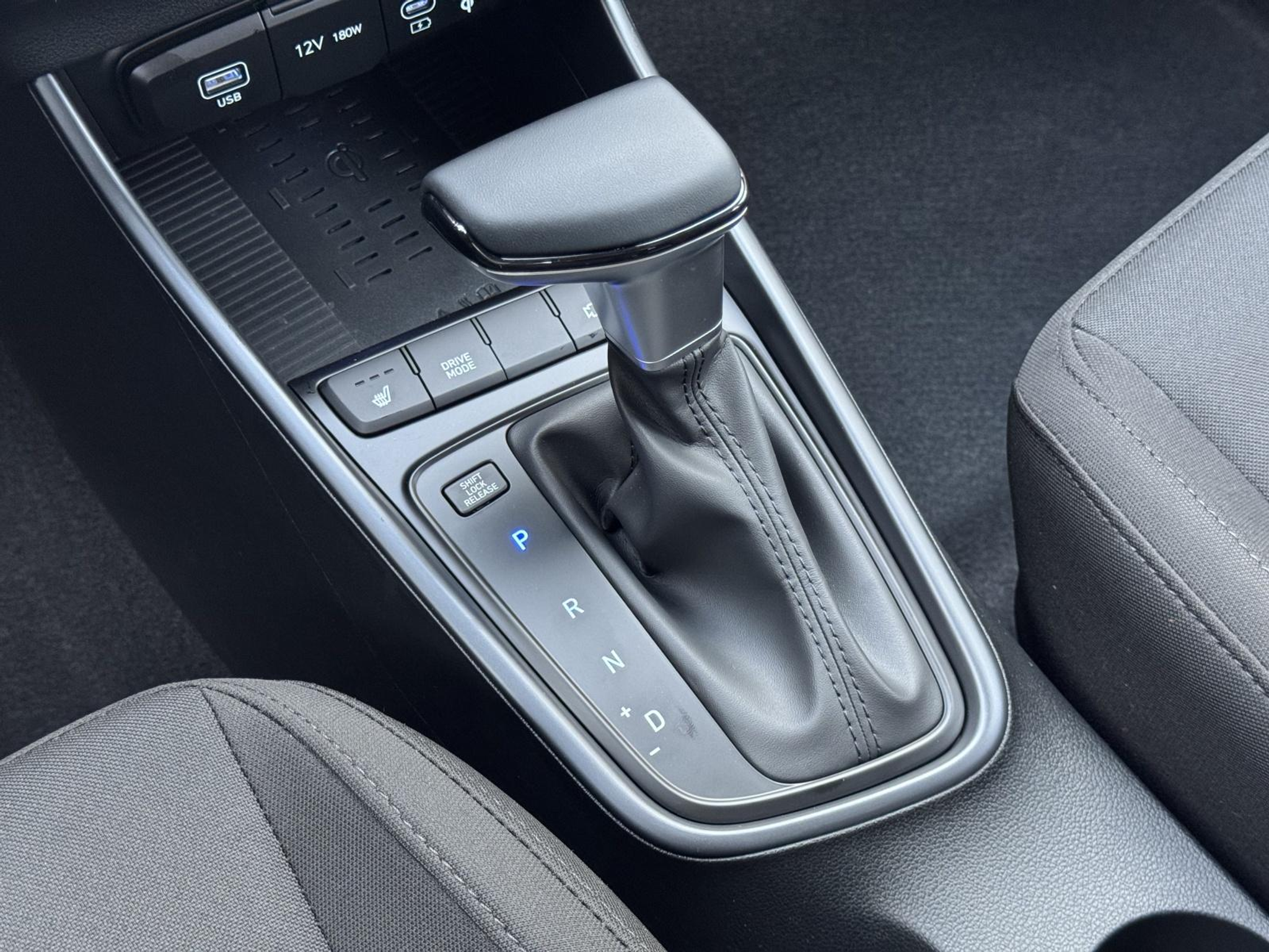 listing desktop thumbnail image 24