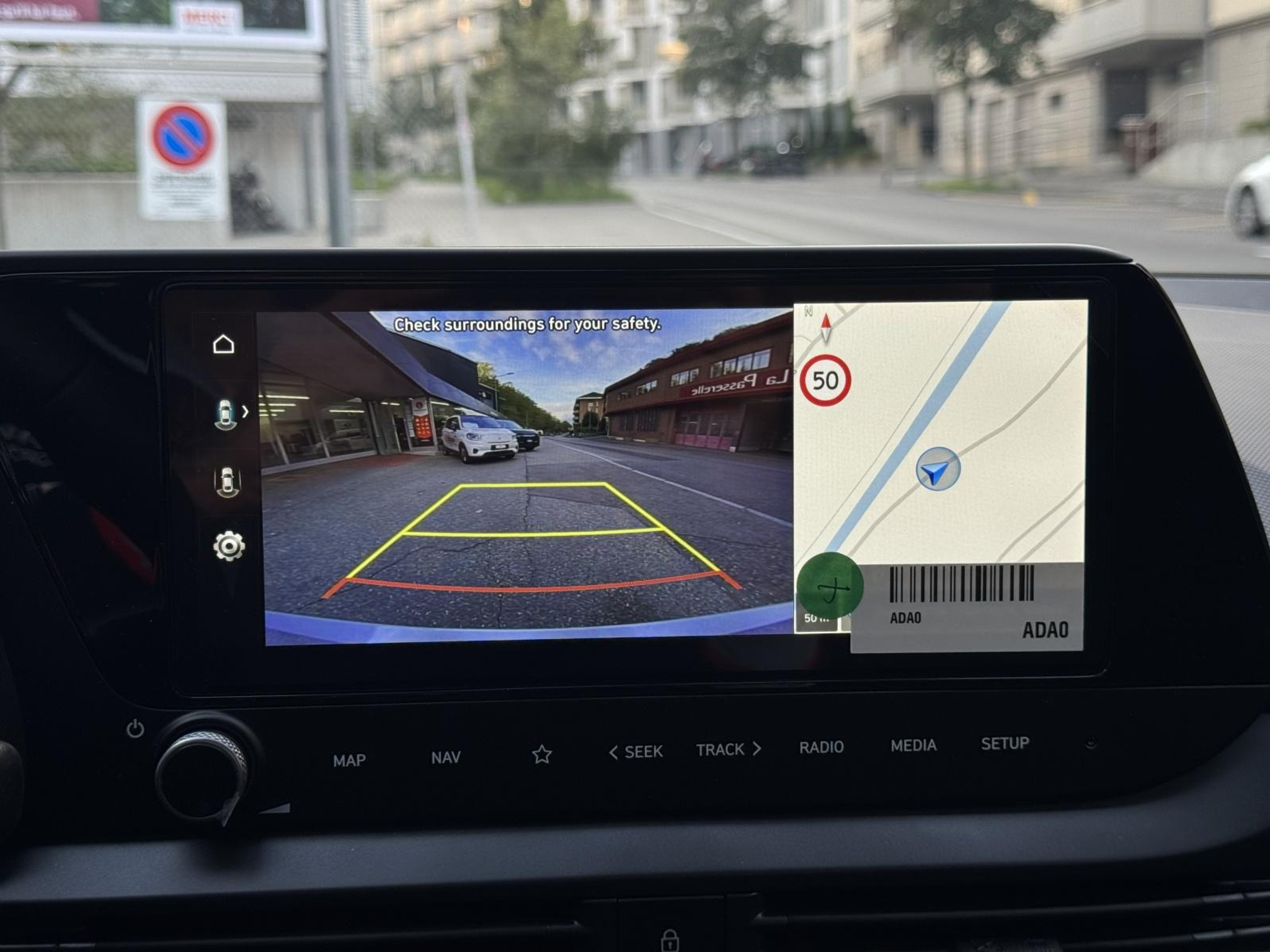 listing desktop thumbnail image 27