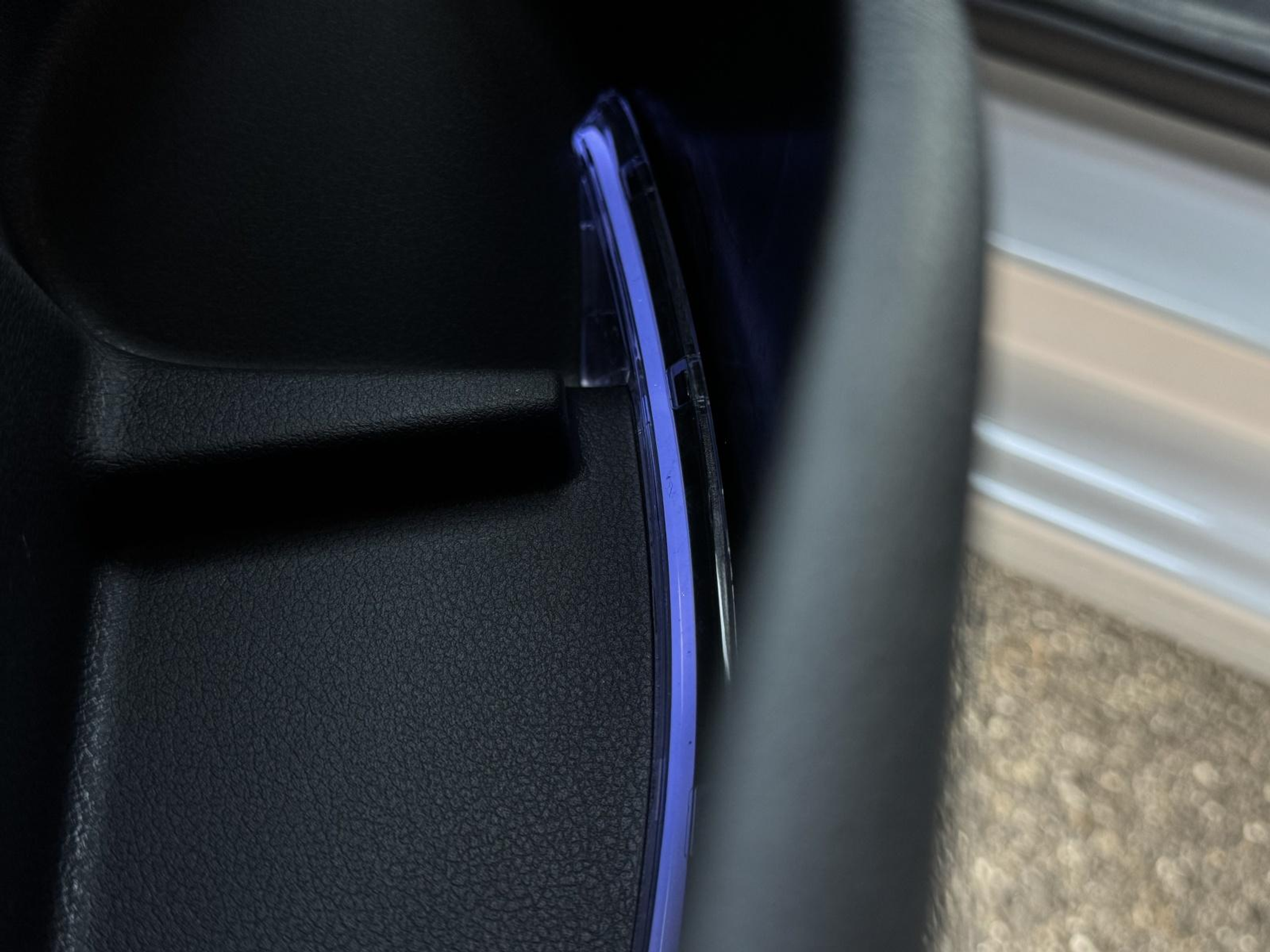 listing desktop thumbnail image 18