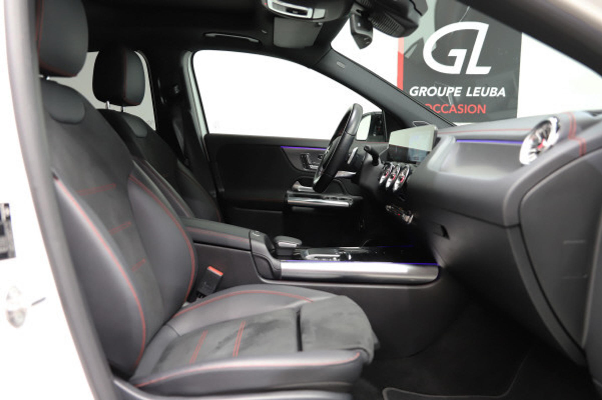 listing desktop thumbnail image 8