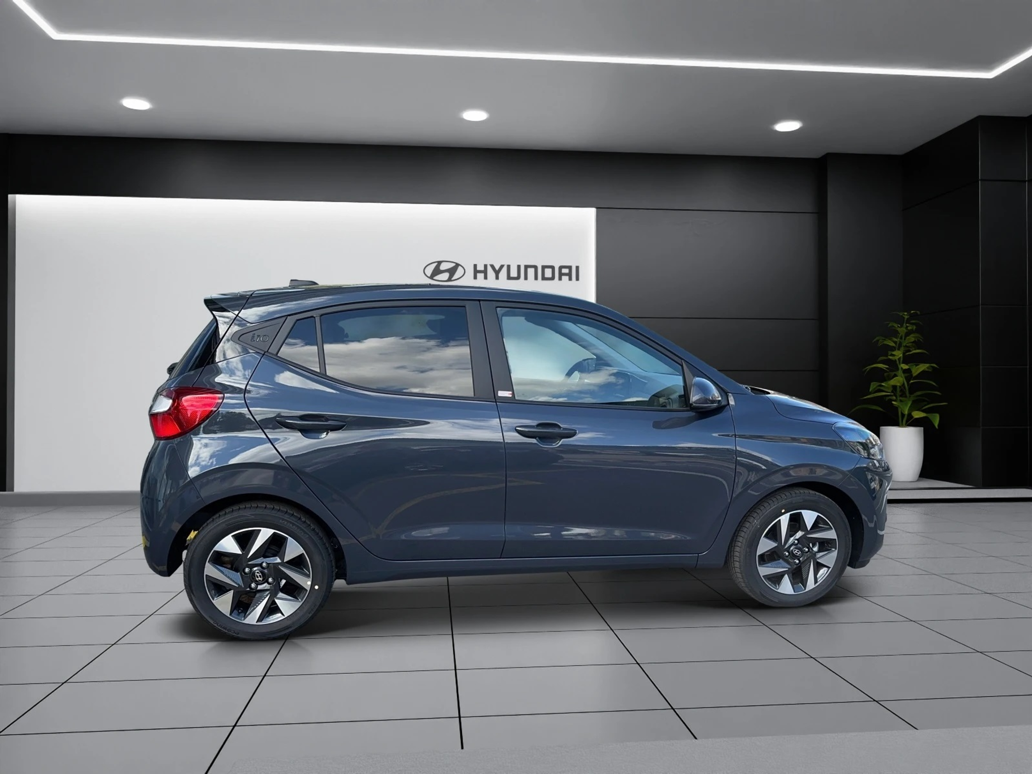 listing desktop thumbnail image 1