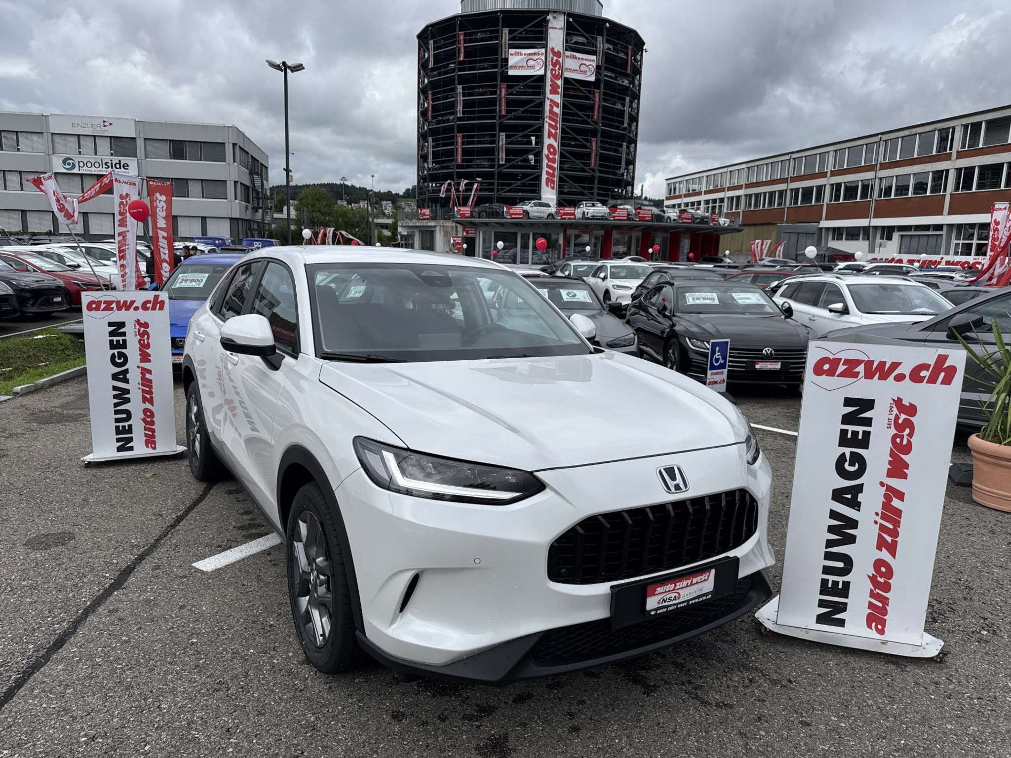 listing desktop thumbnail image 0