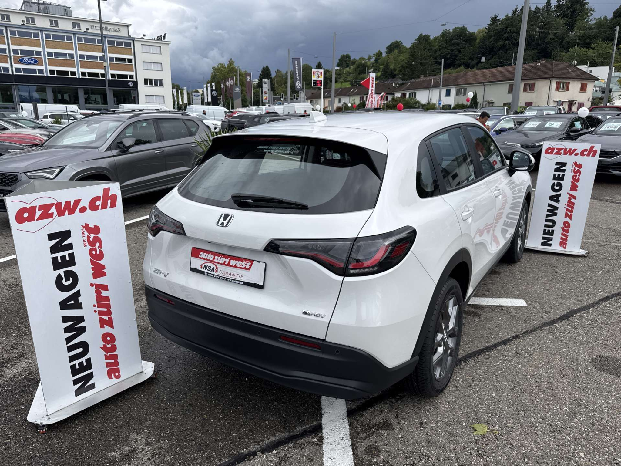 listing desktop thumbnail image 2