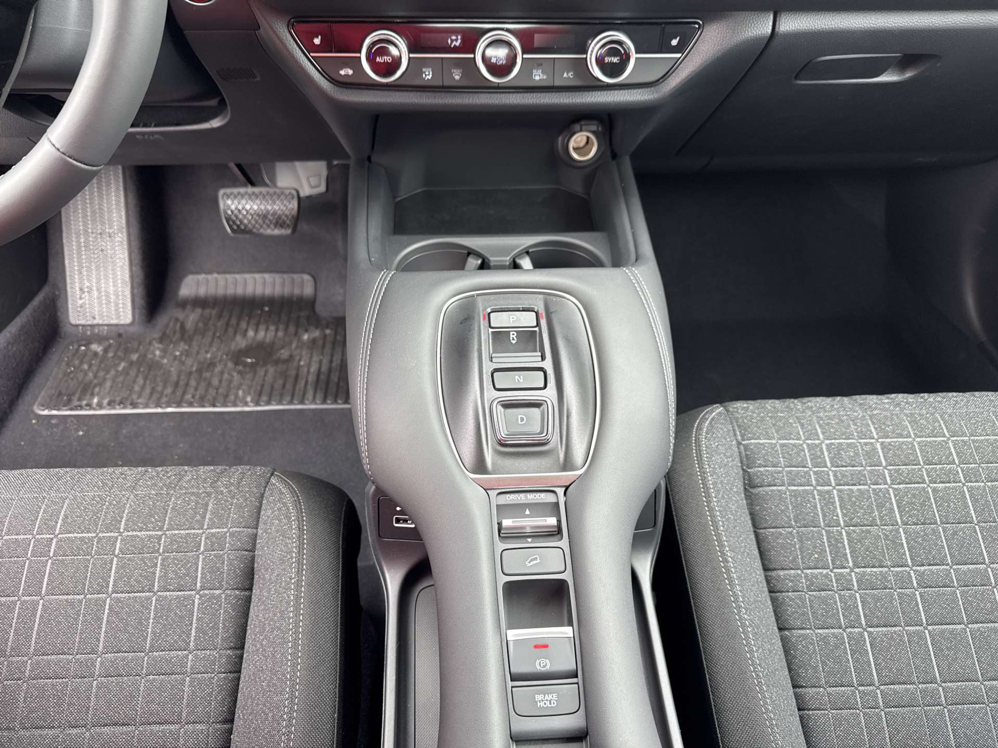 listing desktop thumbnail image 10