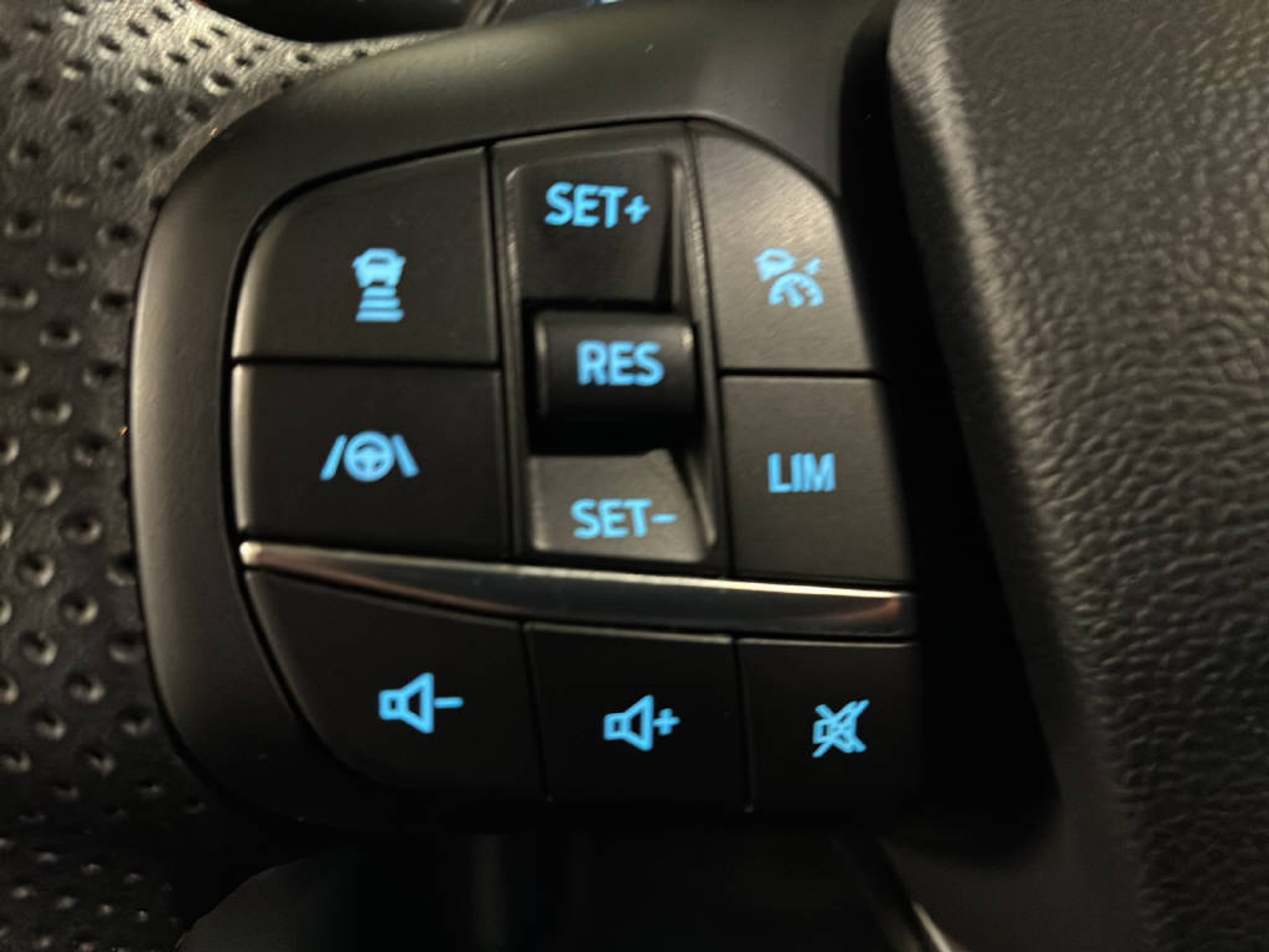 listing desktop thumbnail image 15