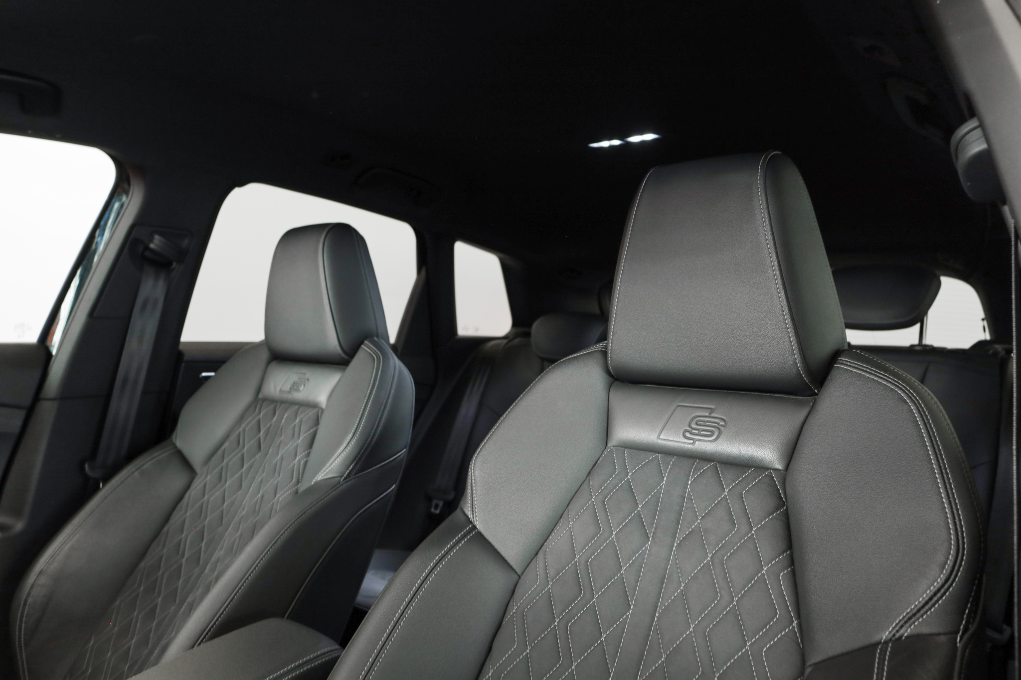 listing desktop thumbnail image 10