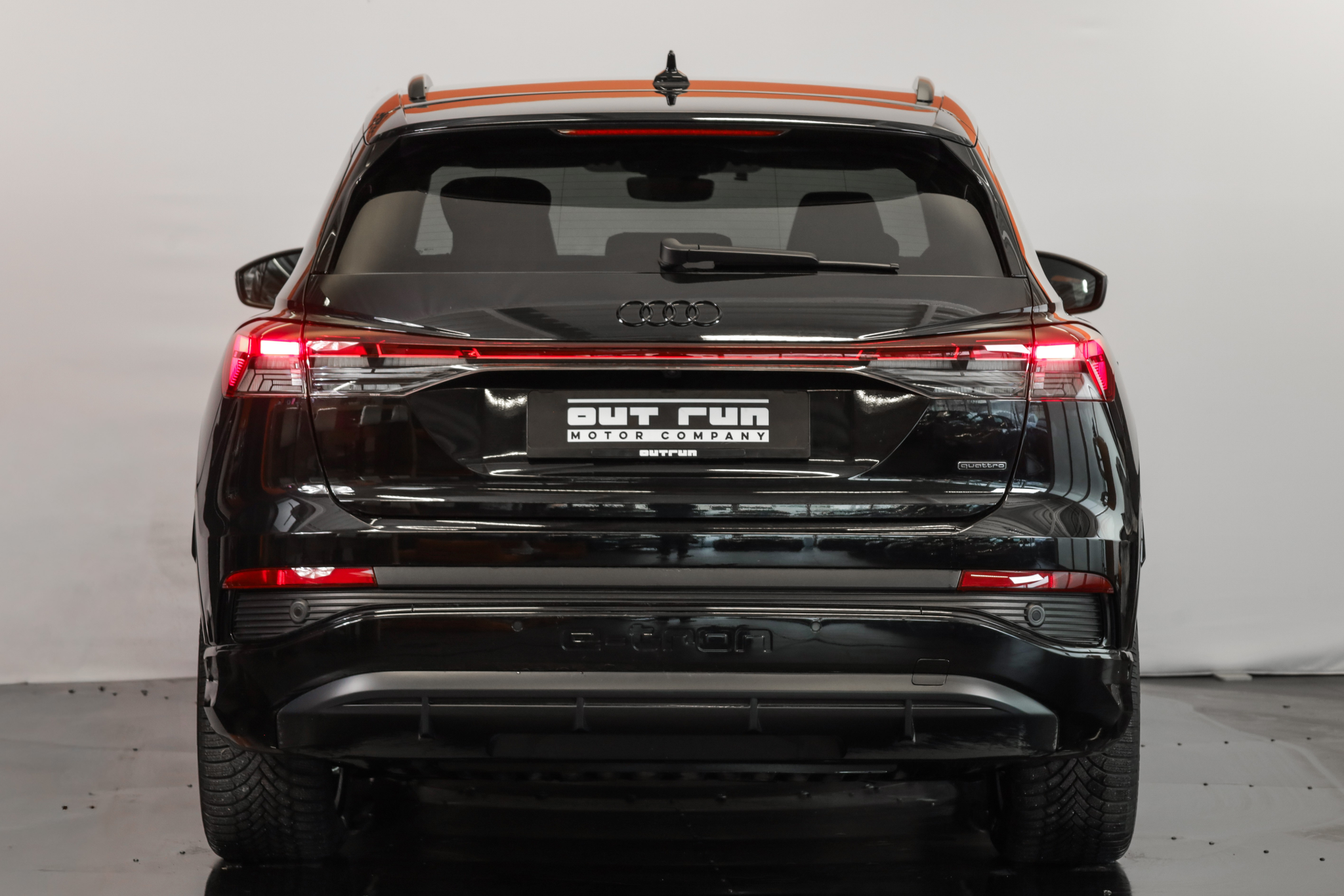 listing desktop thumbnail image 2