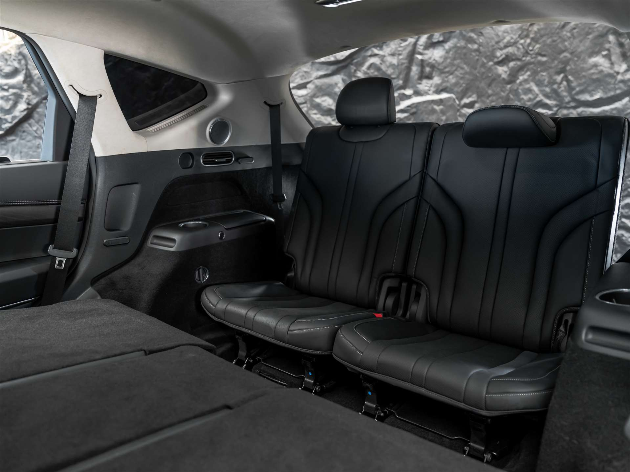 listing desktop thumbnail image 16