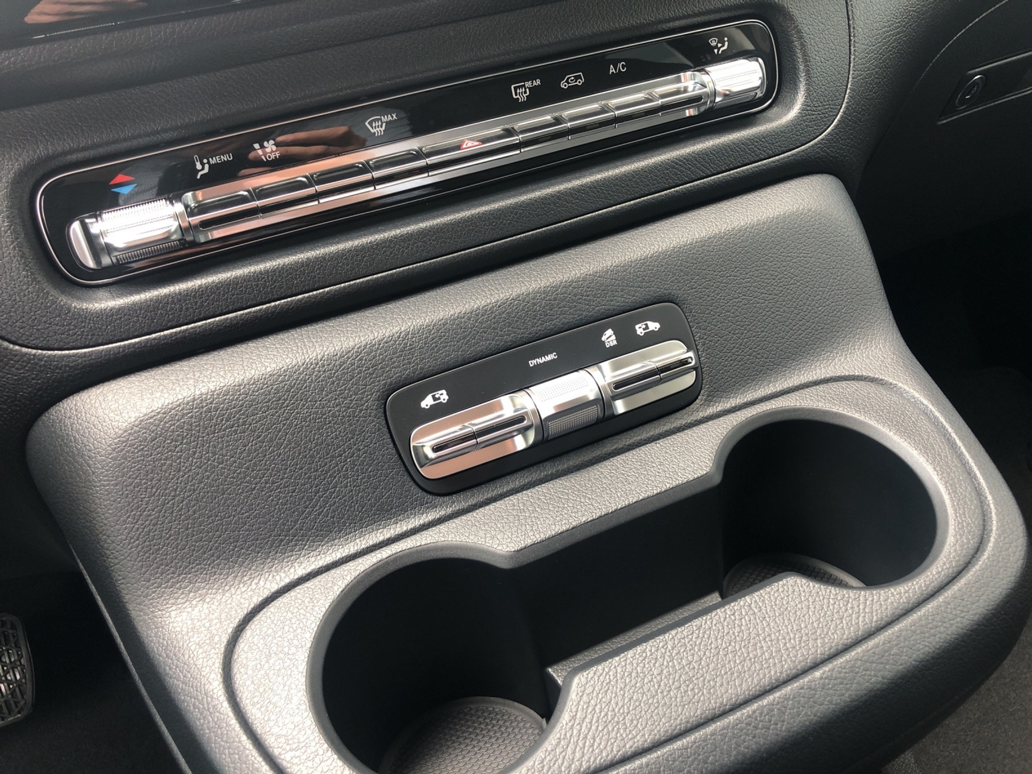 listing desktop thumbnail image 12