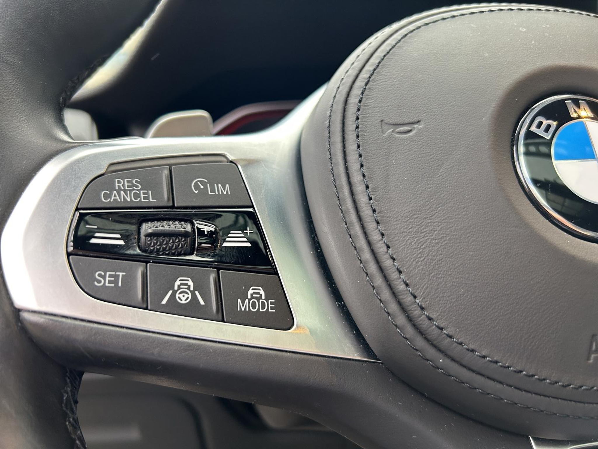 listing desktop thumbnail image 16