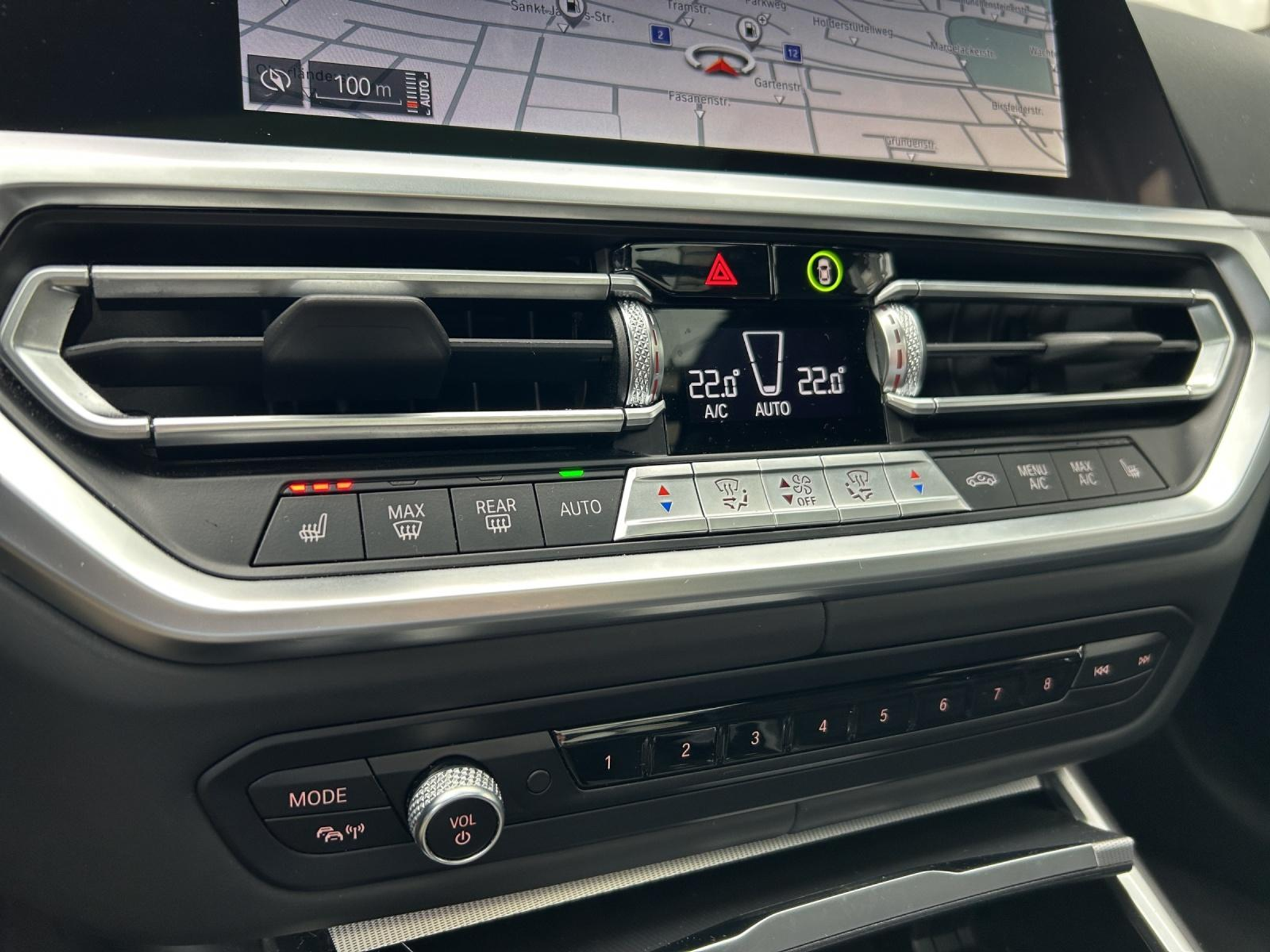 listing desktop thumbnail image 18