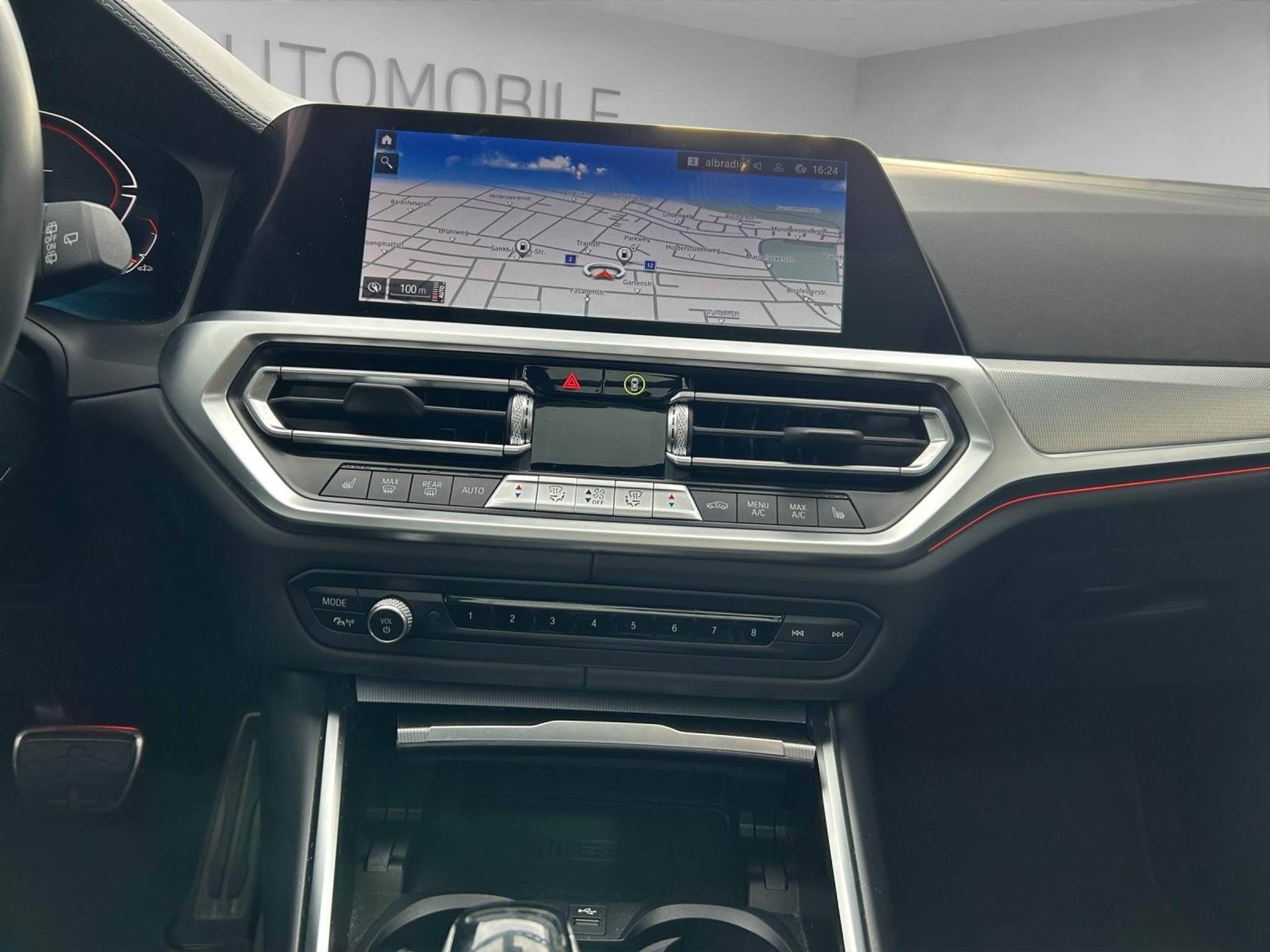 listing desktop thumbnail image 9