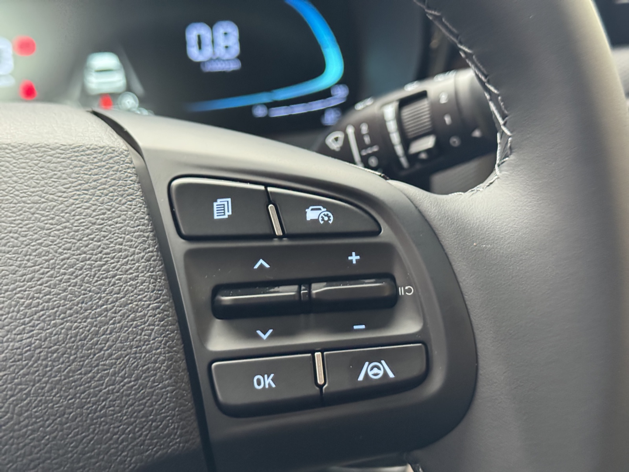 listing desktop thumbnail image 8