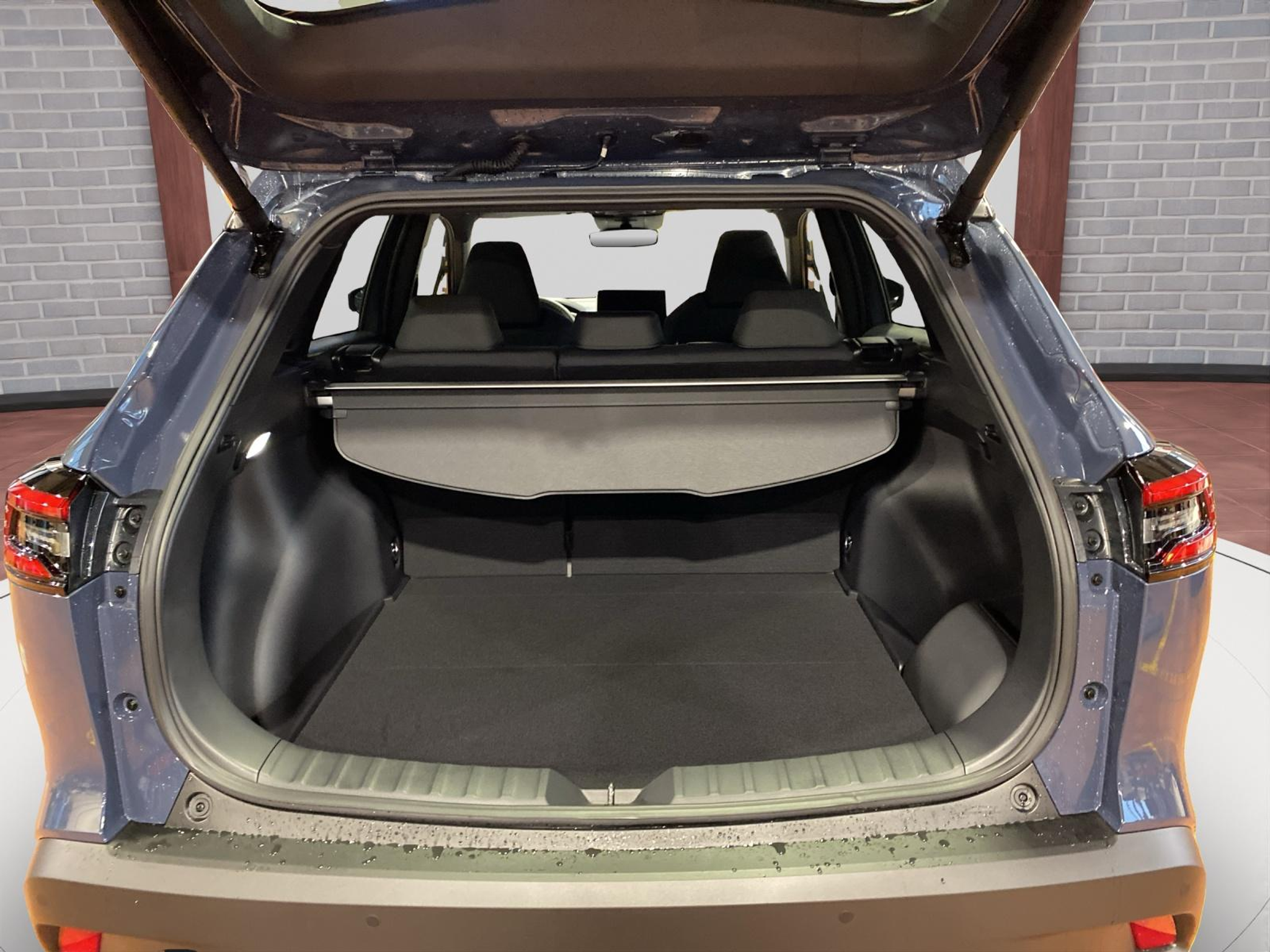 listing desktop thumbnail image 10