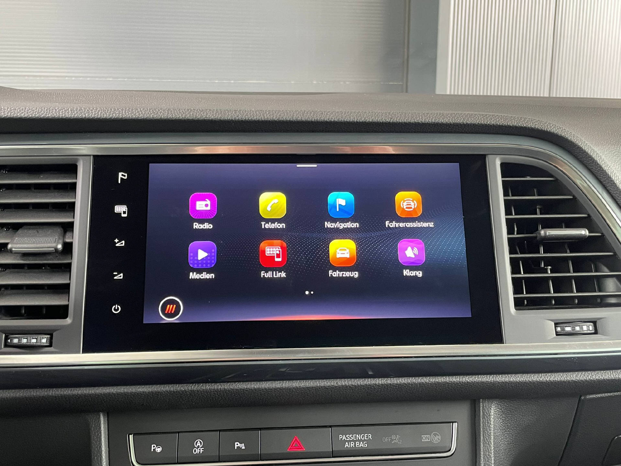 listing desktop thumbnail image 12