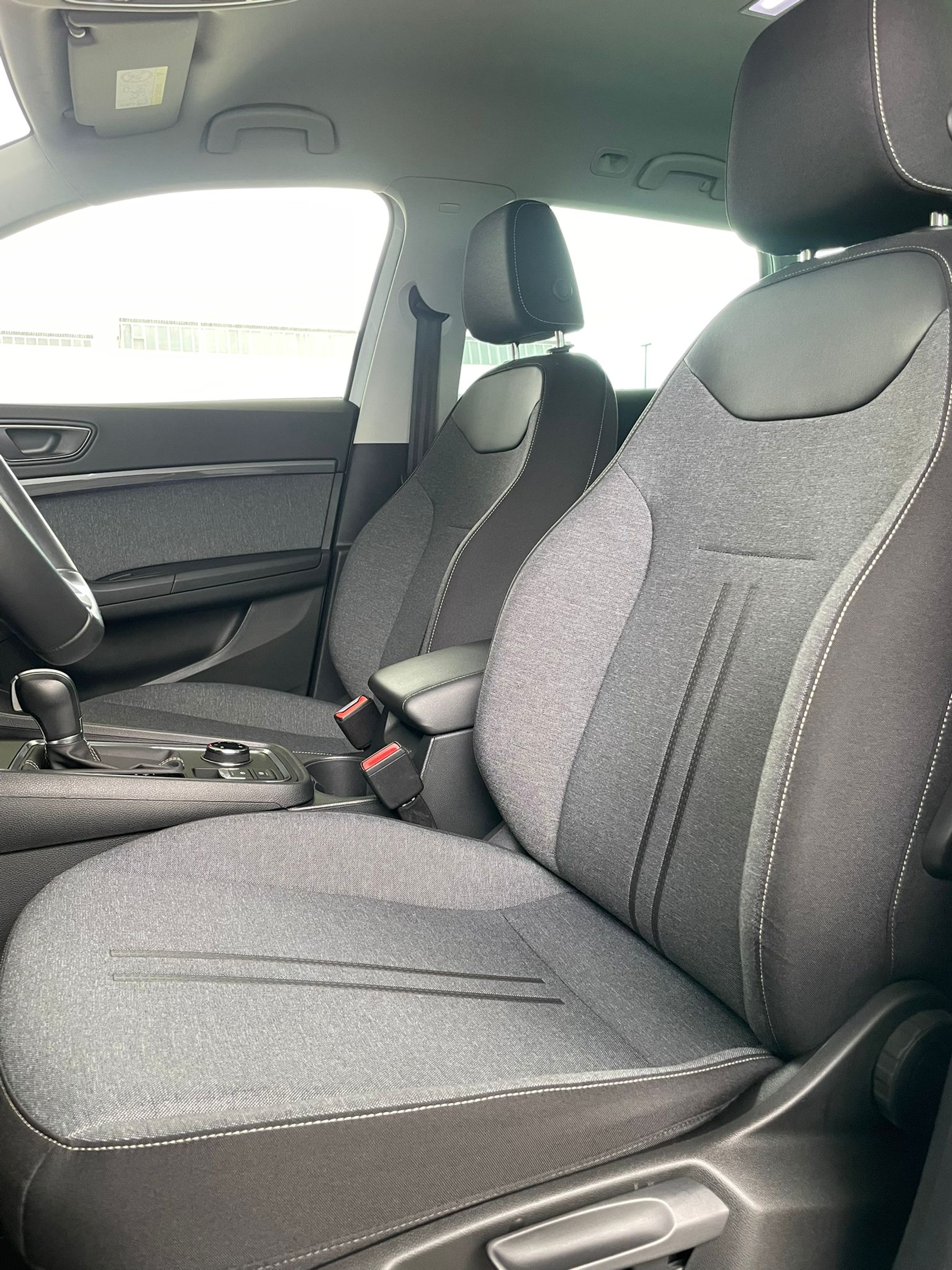 listing desktop thumbnail image 5