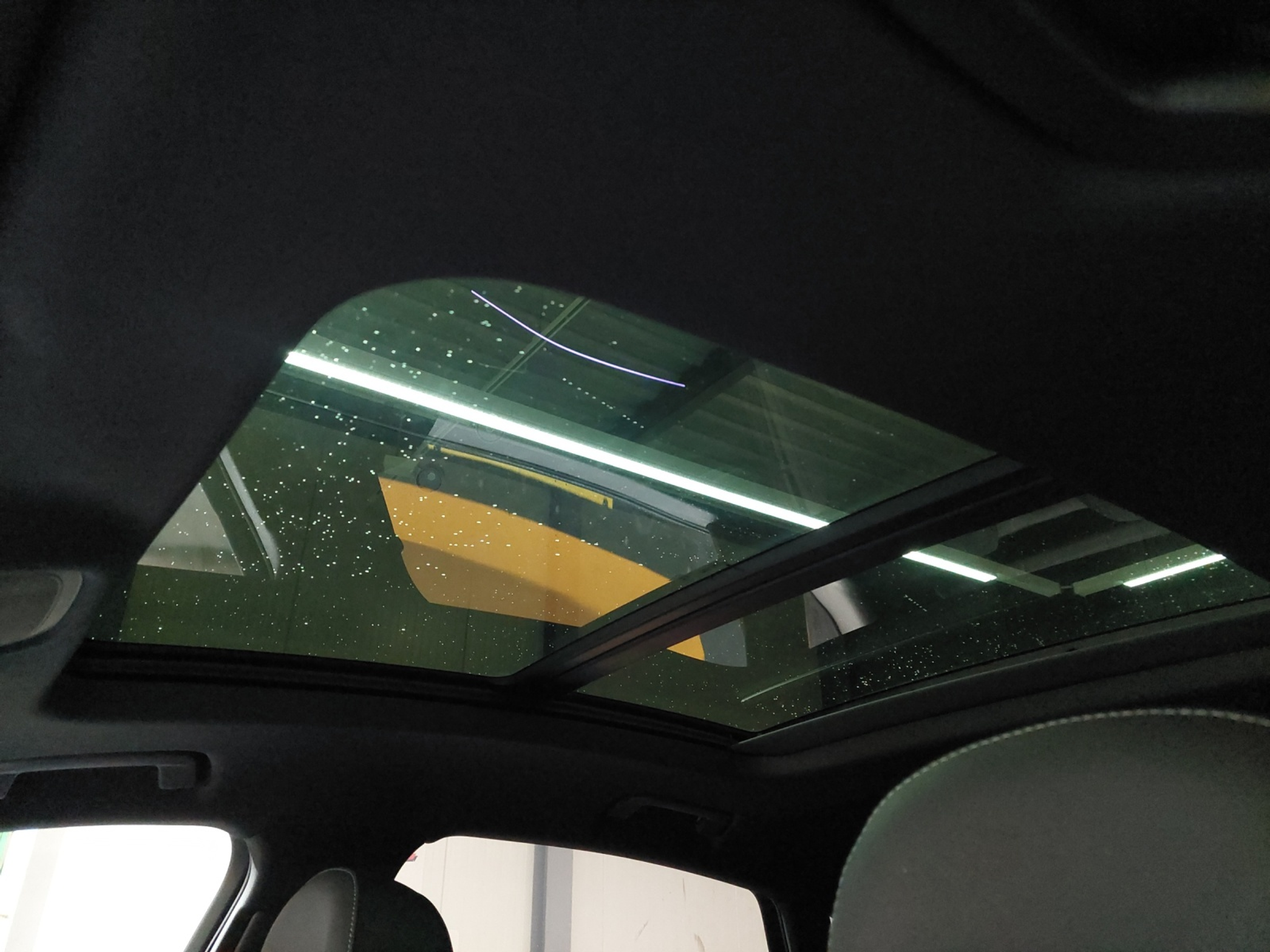 listing desktop thumbnail image 11