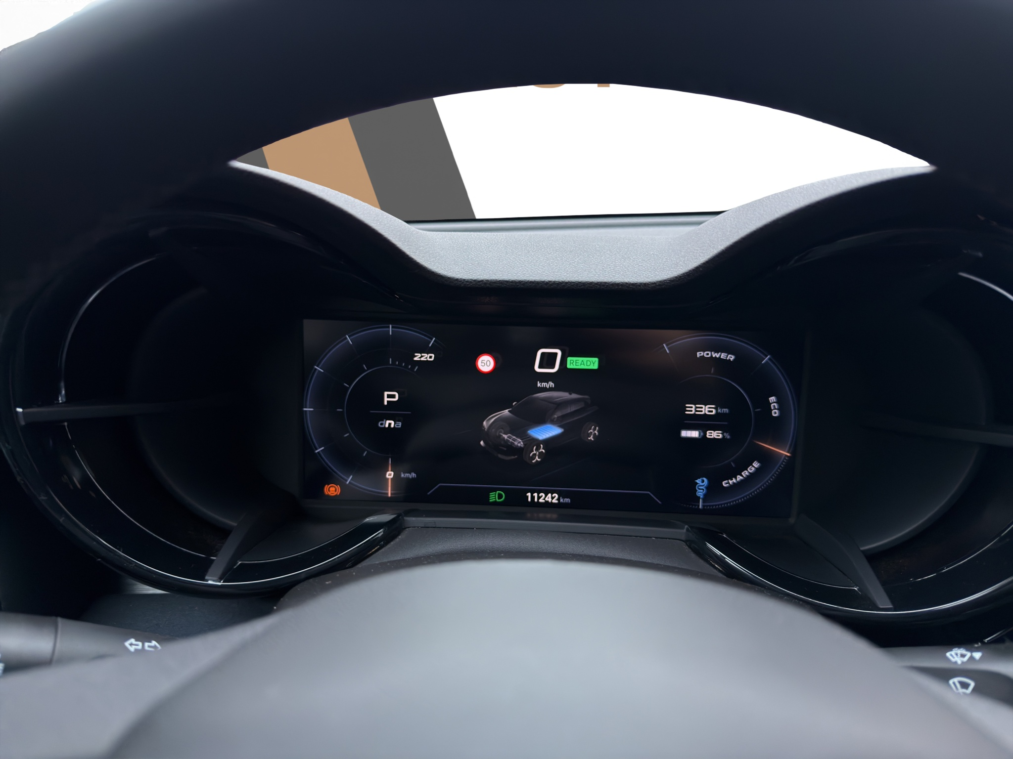 listing desktop thumbnail image 14