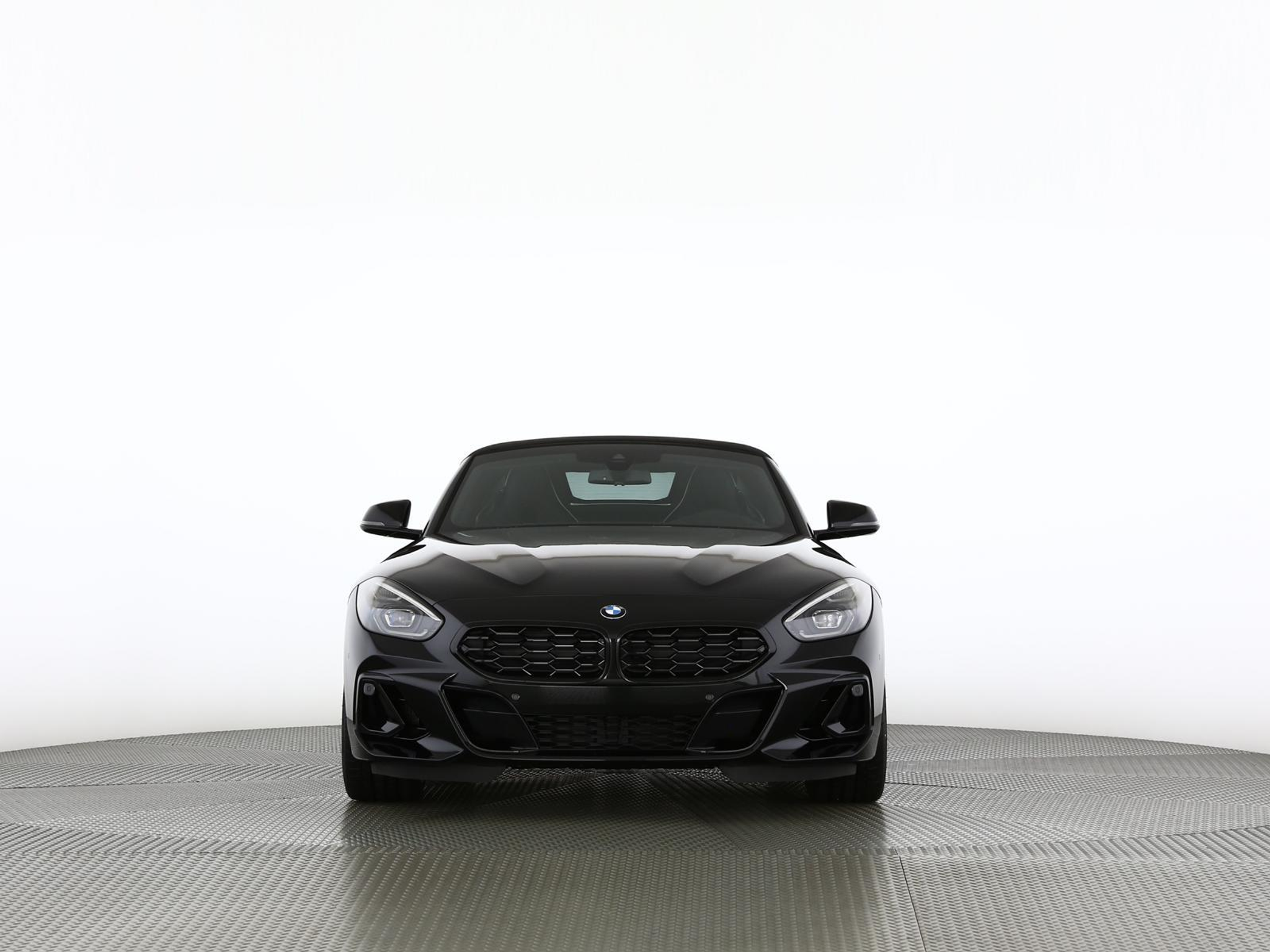 listing desktop thumbnail image 4