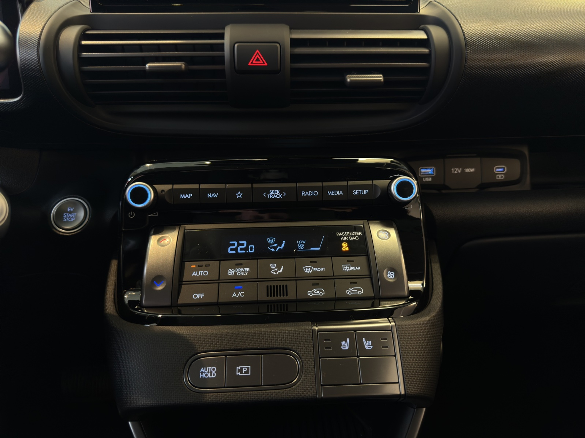 listing desktop thumbnail image 9