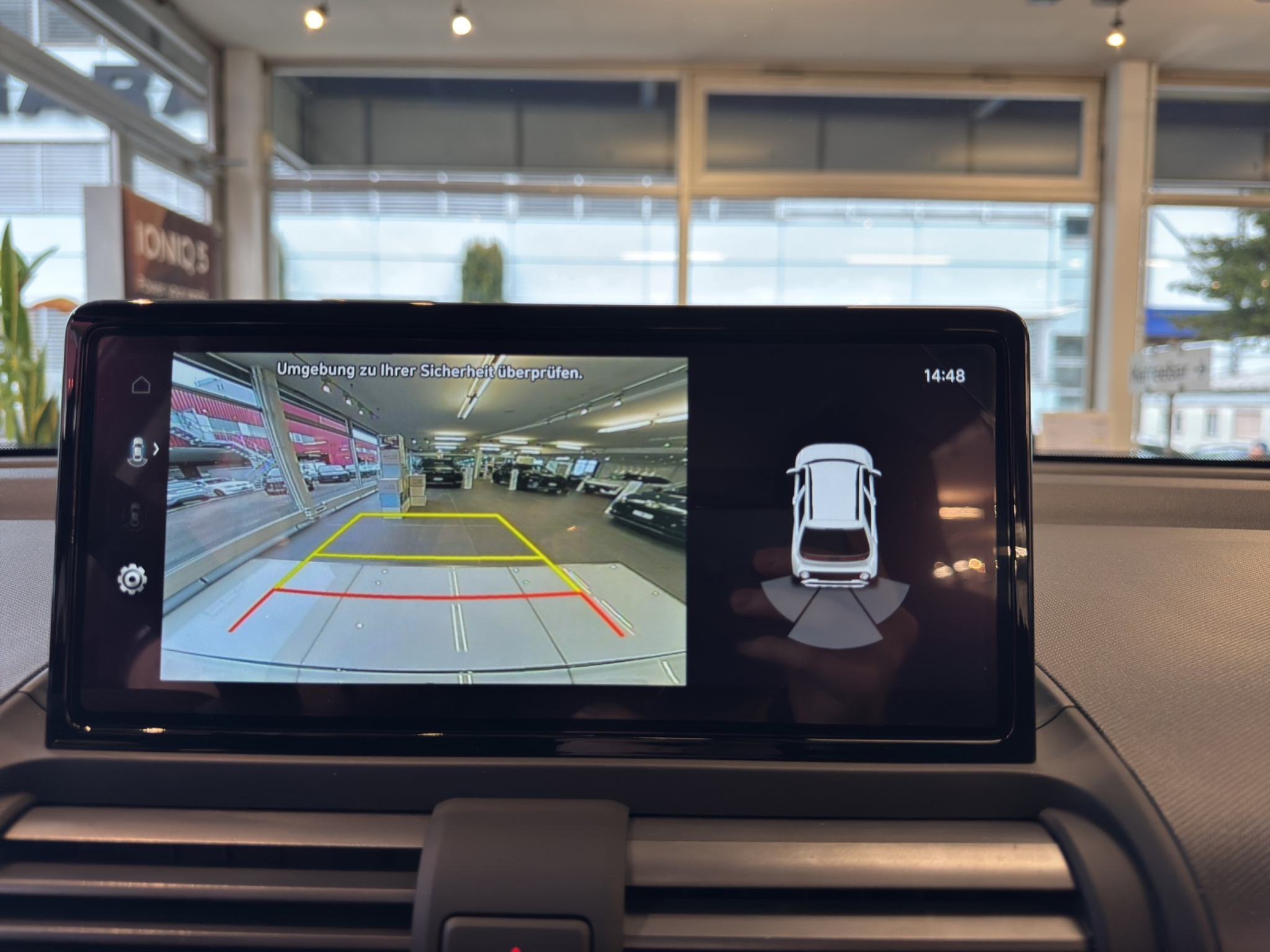 listing desktop thumbnail image 11