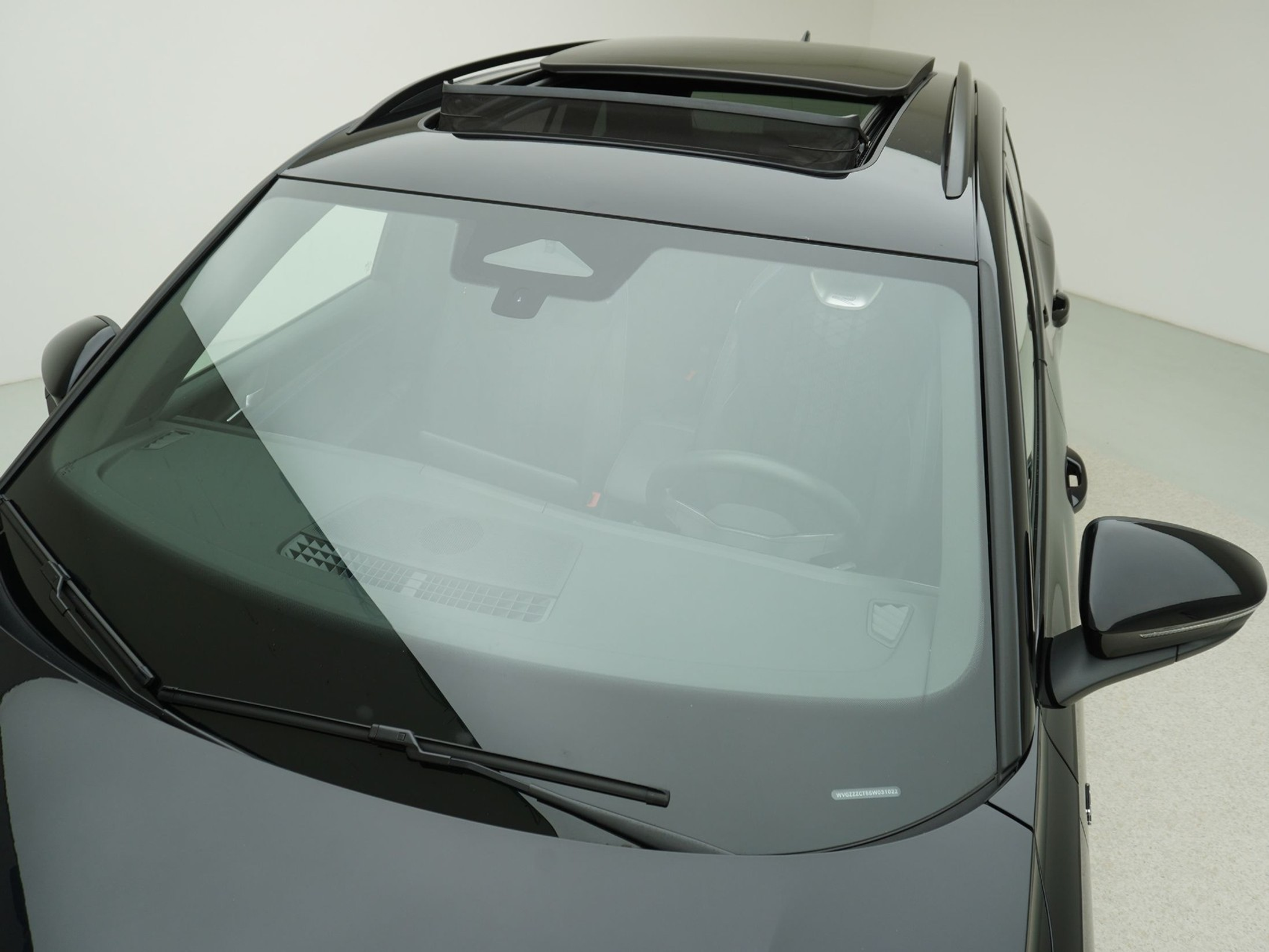 listing desktop thumbnail image 7