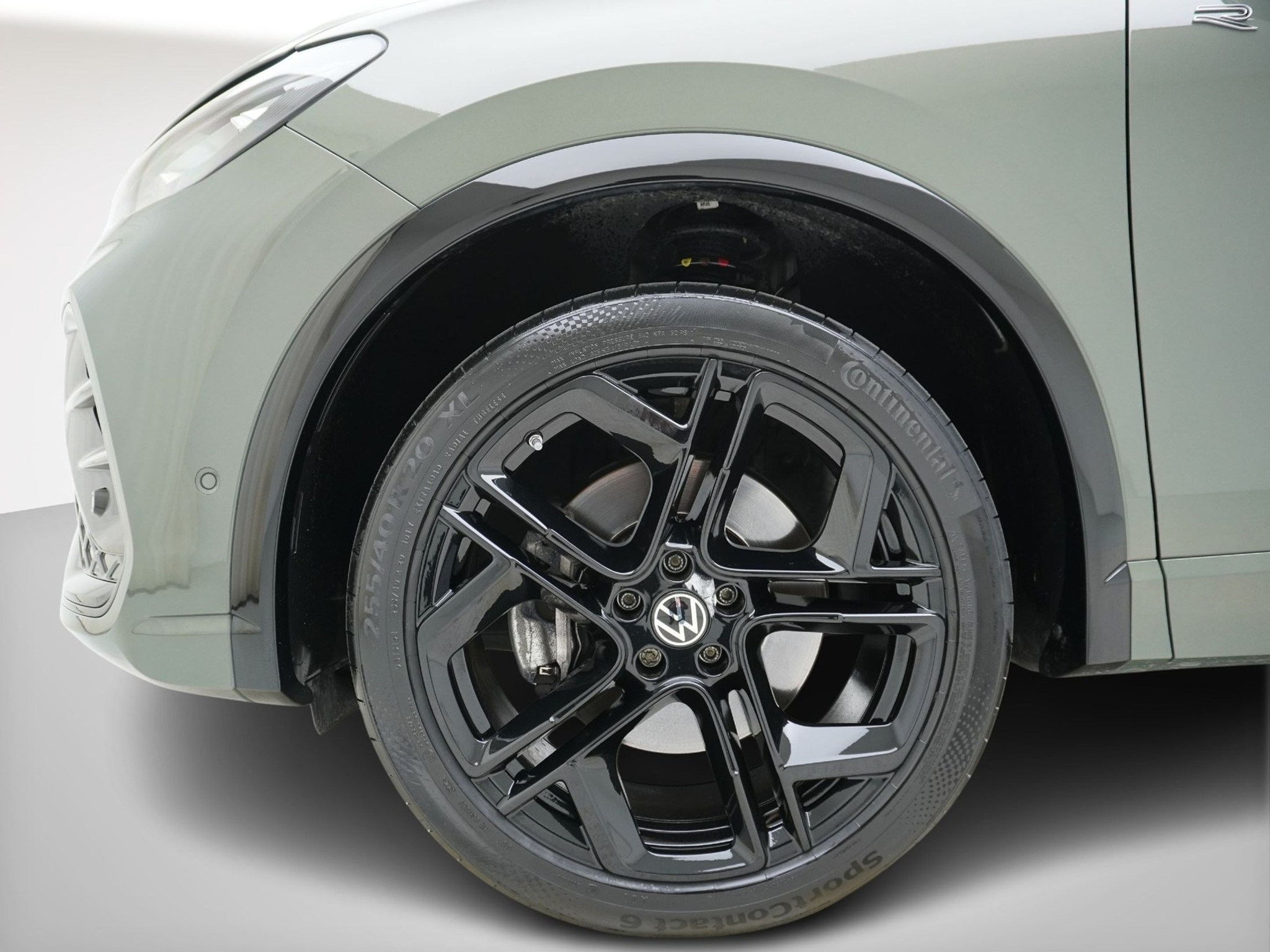 listing desktop thumbnail image 6