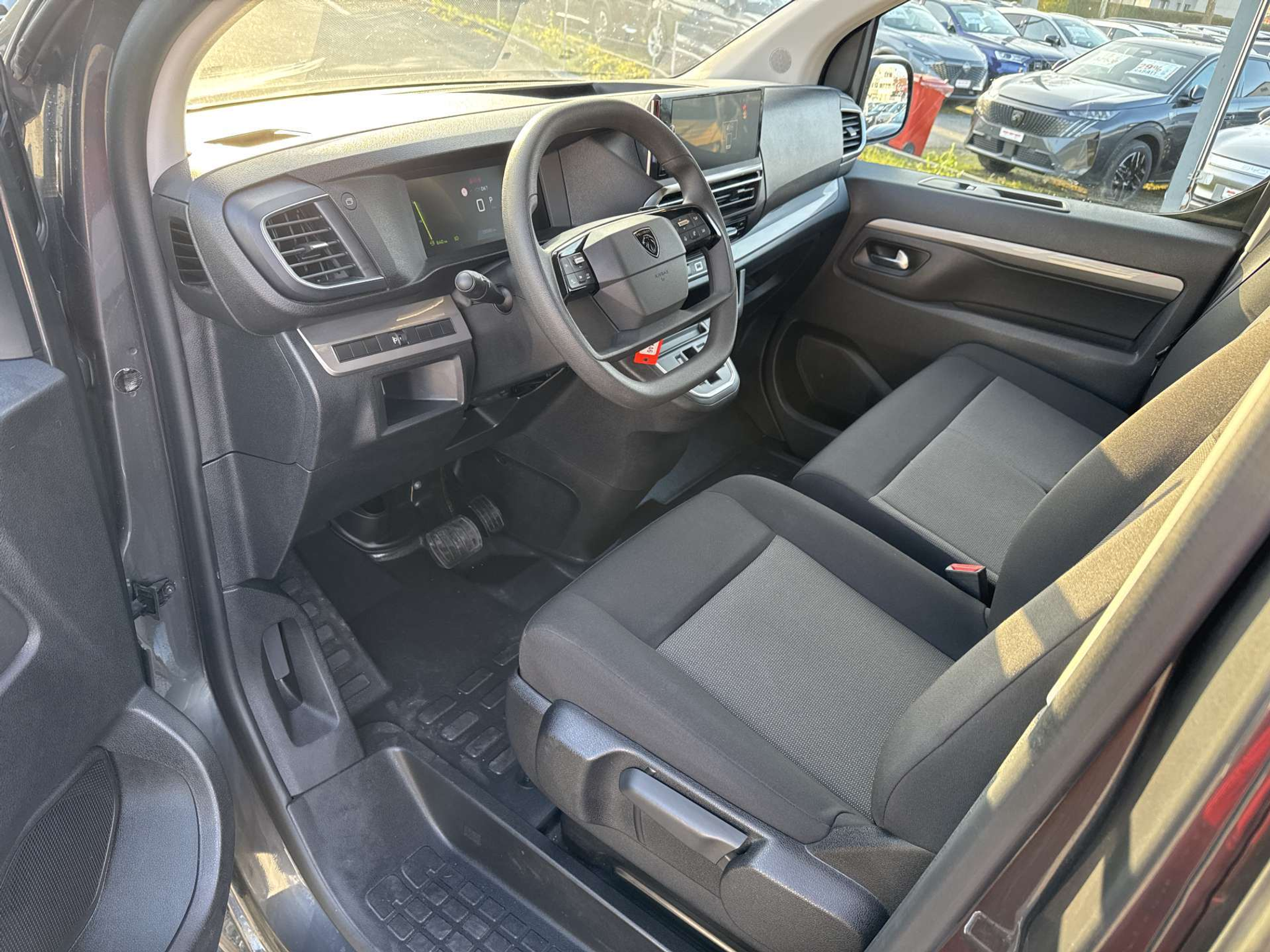 listing desktop thumbnail image 5