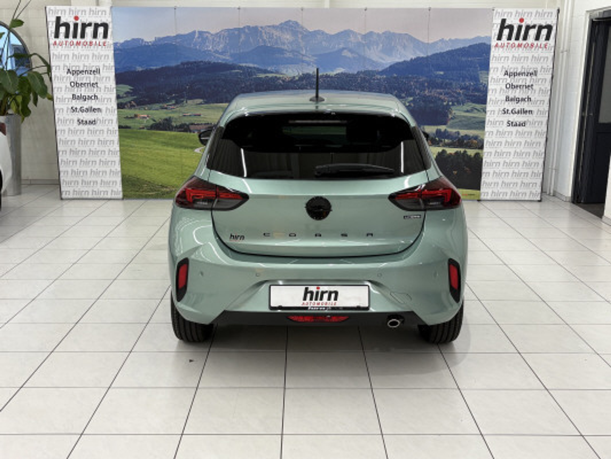 listing desktop thumbnail image 3