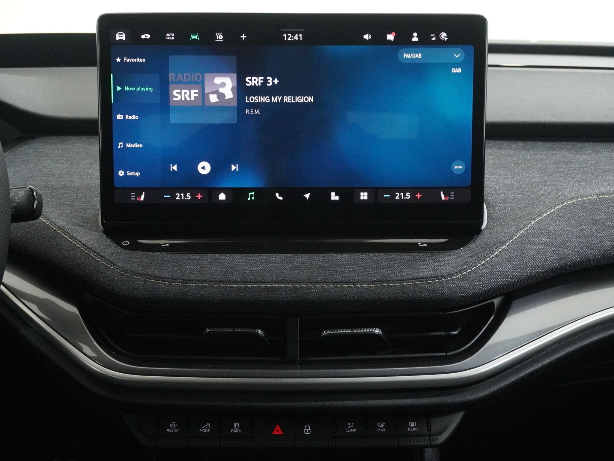 listing desktop thumbnail image 24